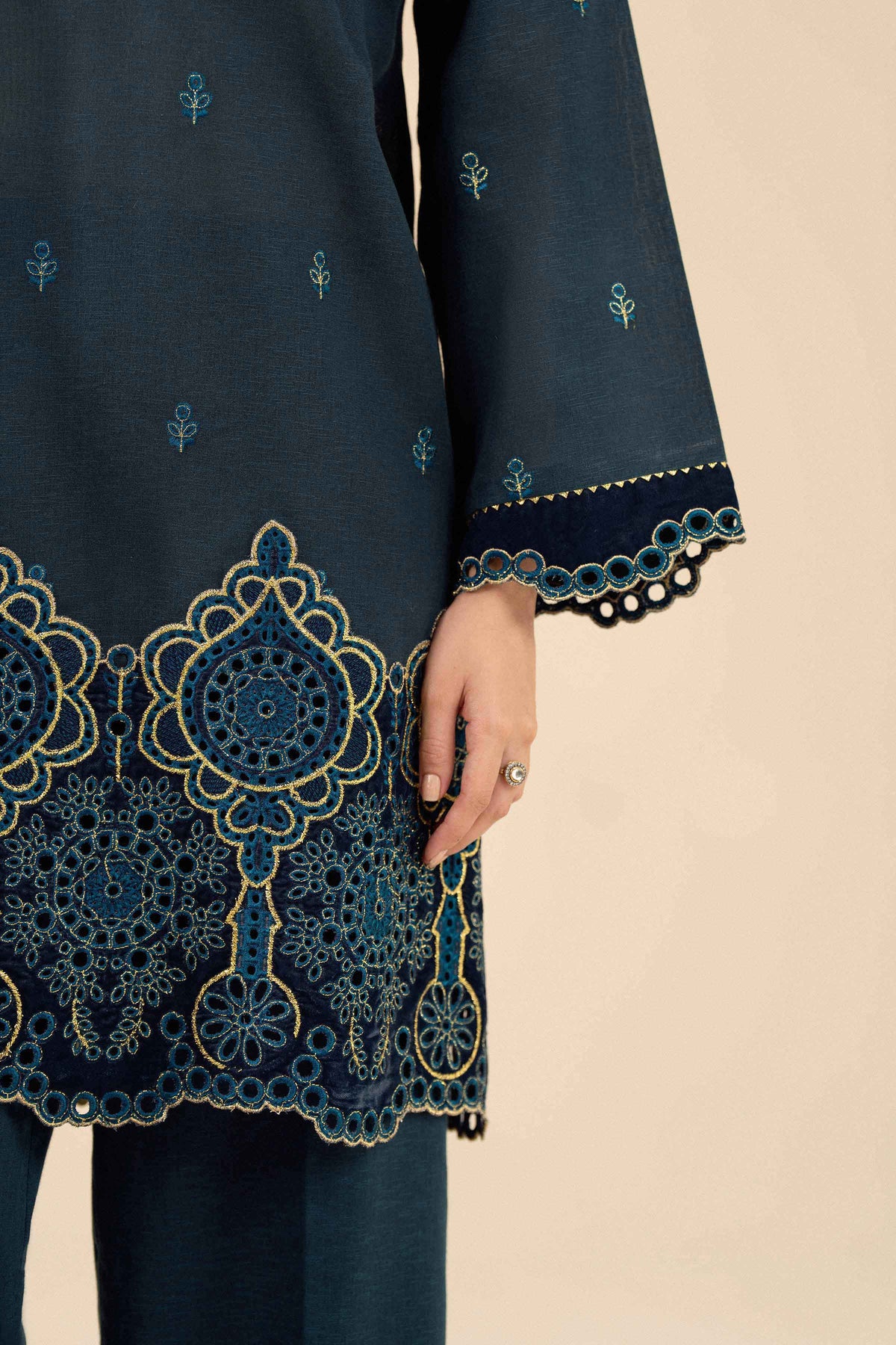 3 Piece - Embroidered Suit - PW25-490