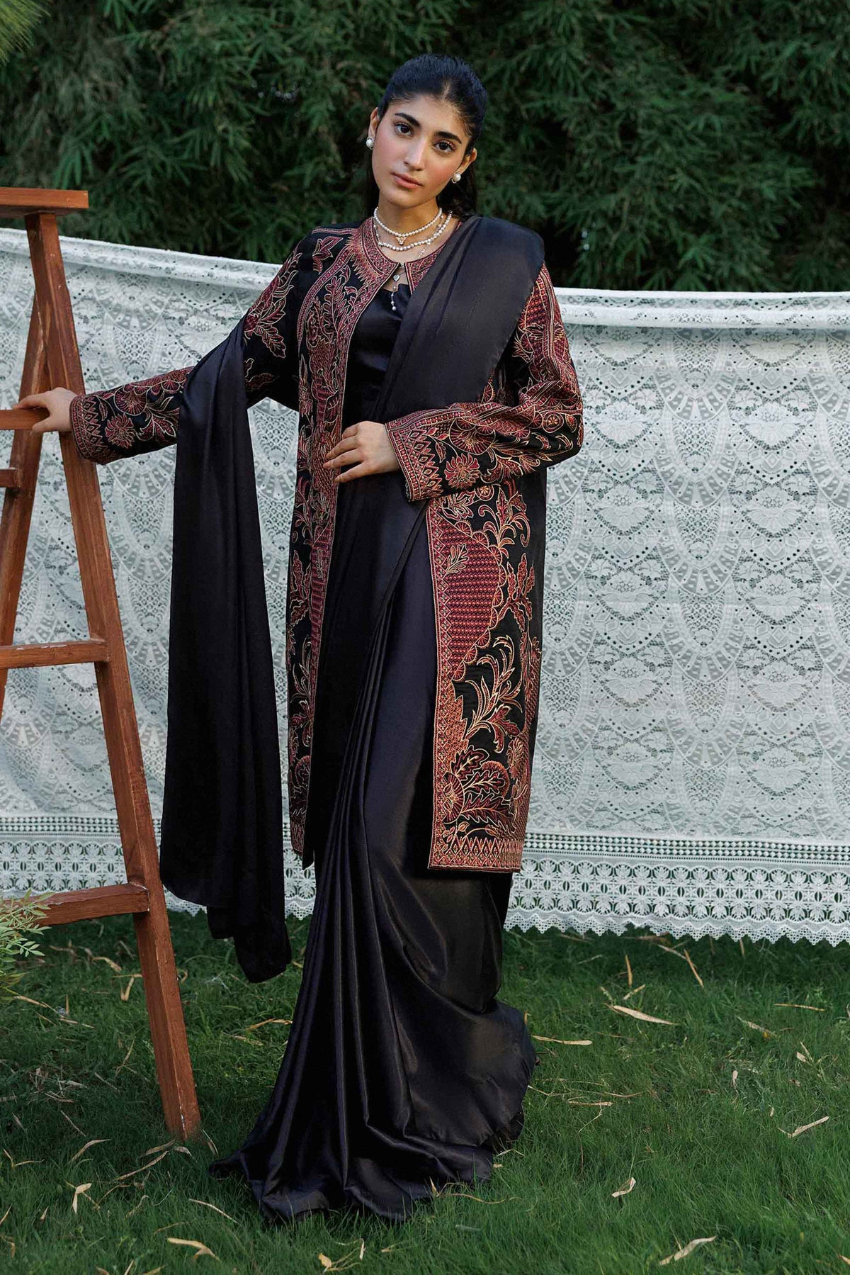 Embroidered Jacket - PW25-542