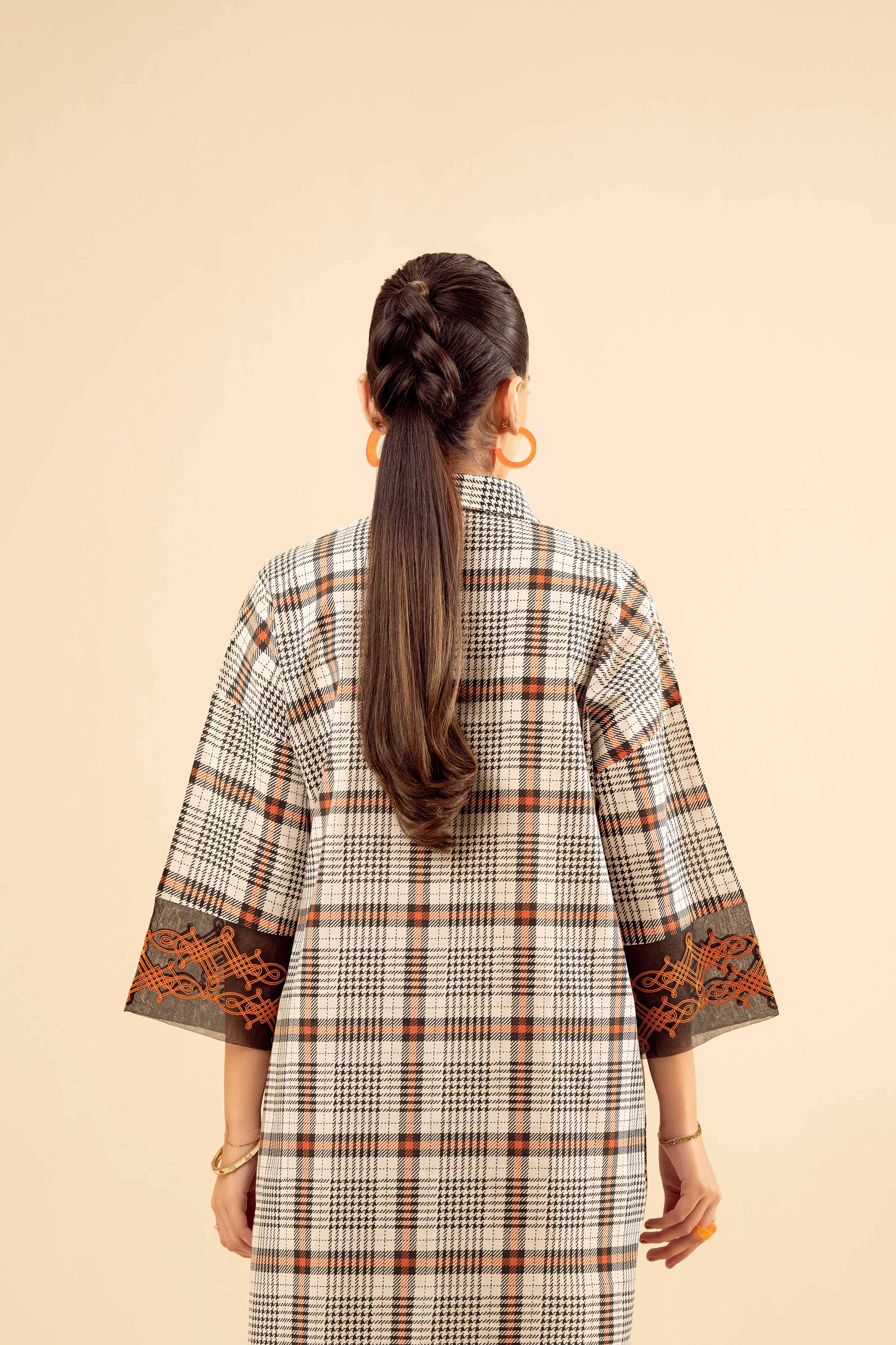 NISHATUAE - Black Embroidered Cambric 2-piece Ready to wear Dress