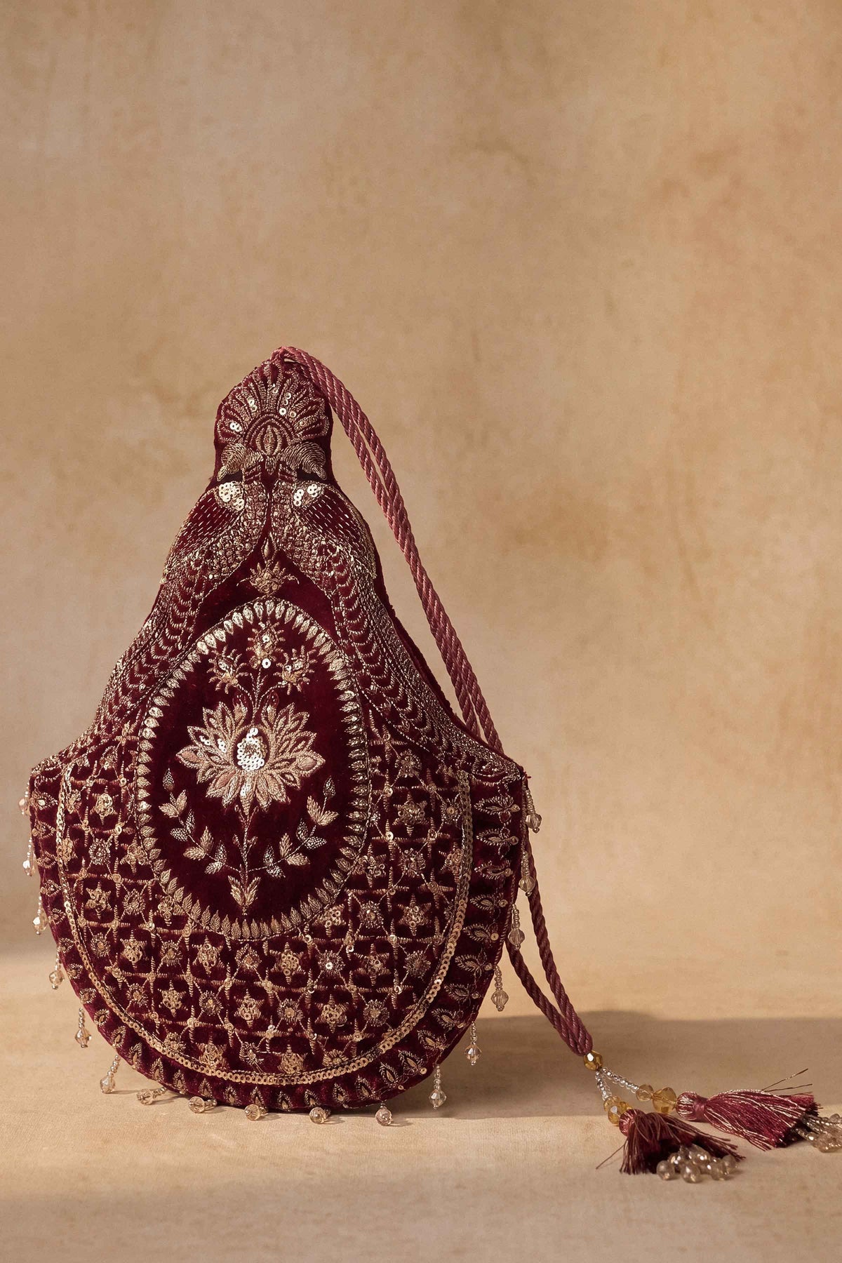 Embroidered Pouch - ST1PE-LUXE26WV1-2
