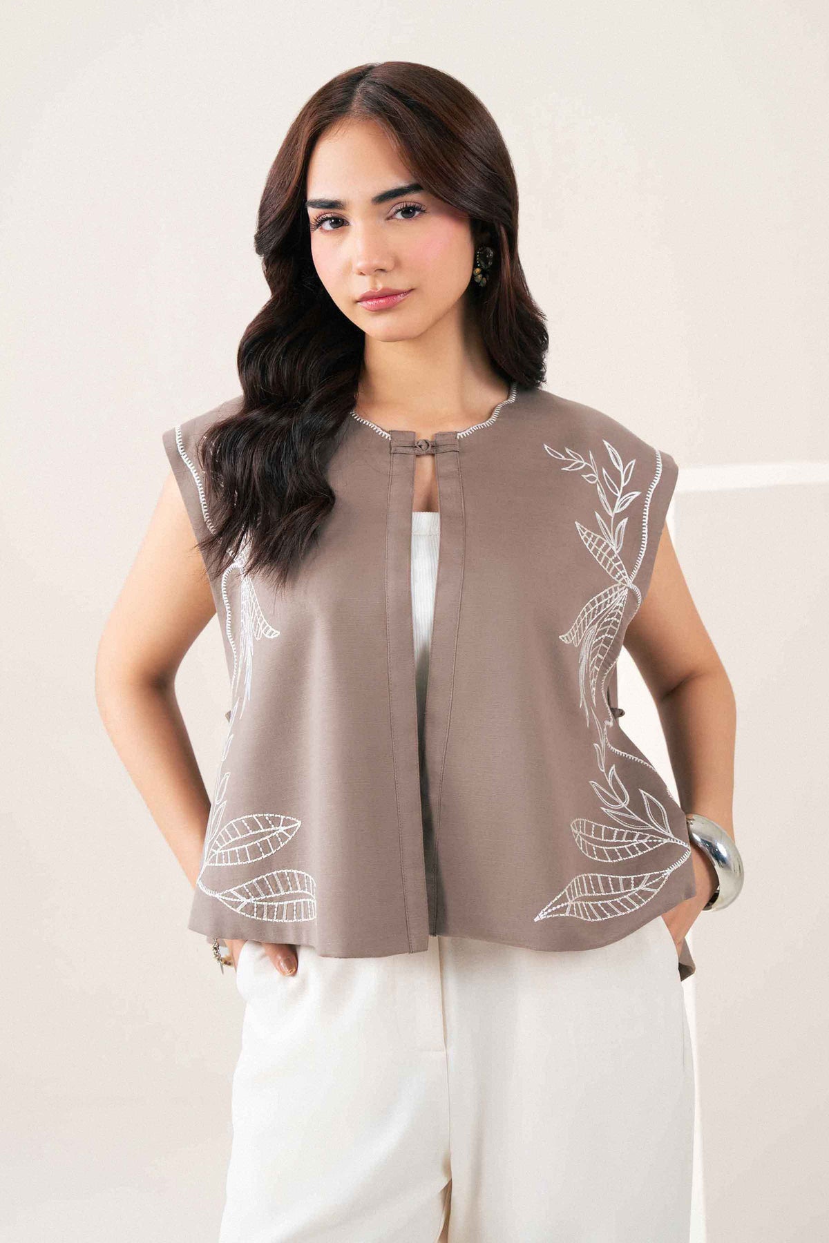 Green Embroidered Tunic in Yarn Dyed ready-to-wear