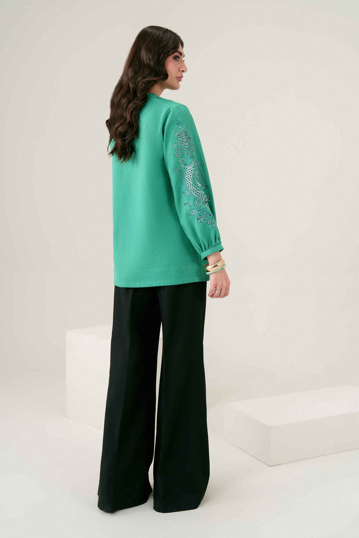 Green Embroidered Tunic in Yarn Dyed ready-to-wear