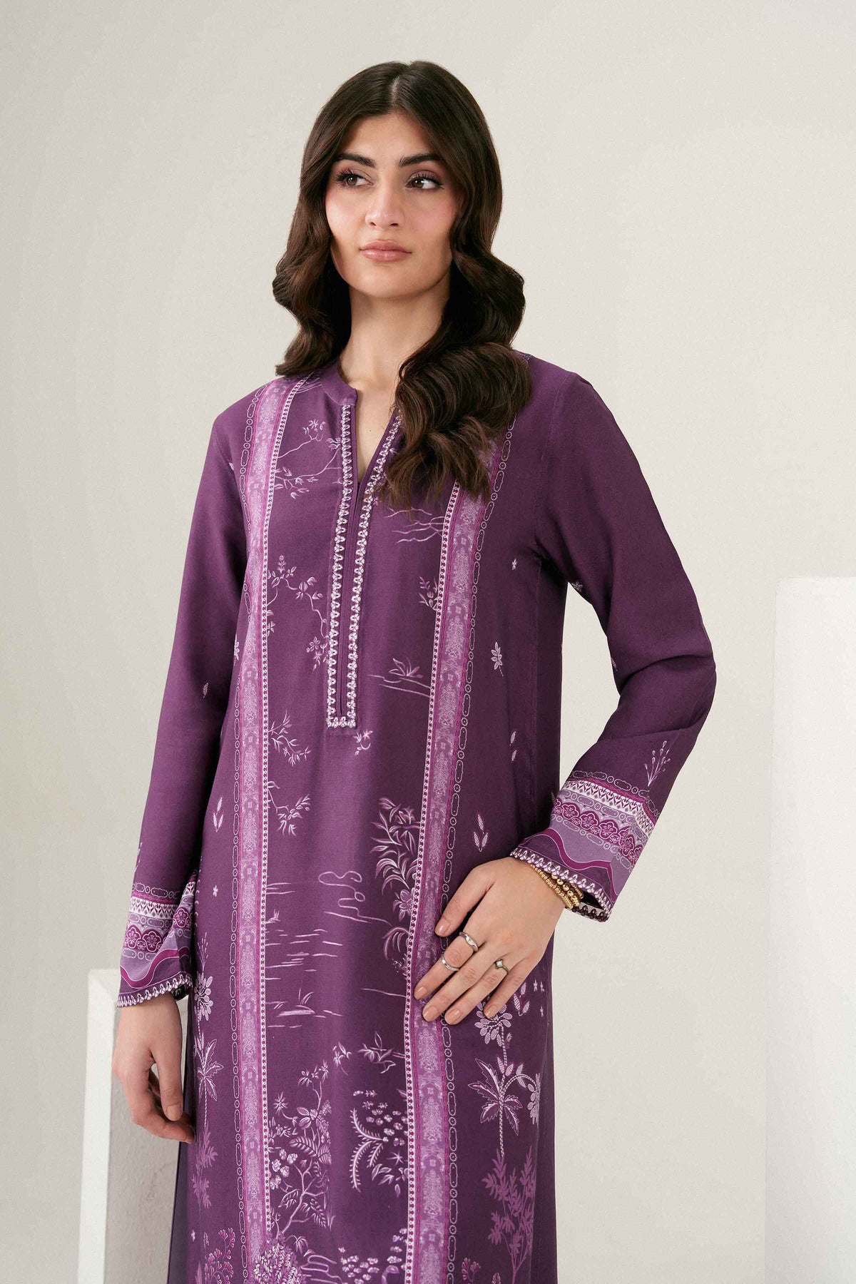 Purple Printed Embroidered Shirt in Linen ready-to-wear