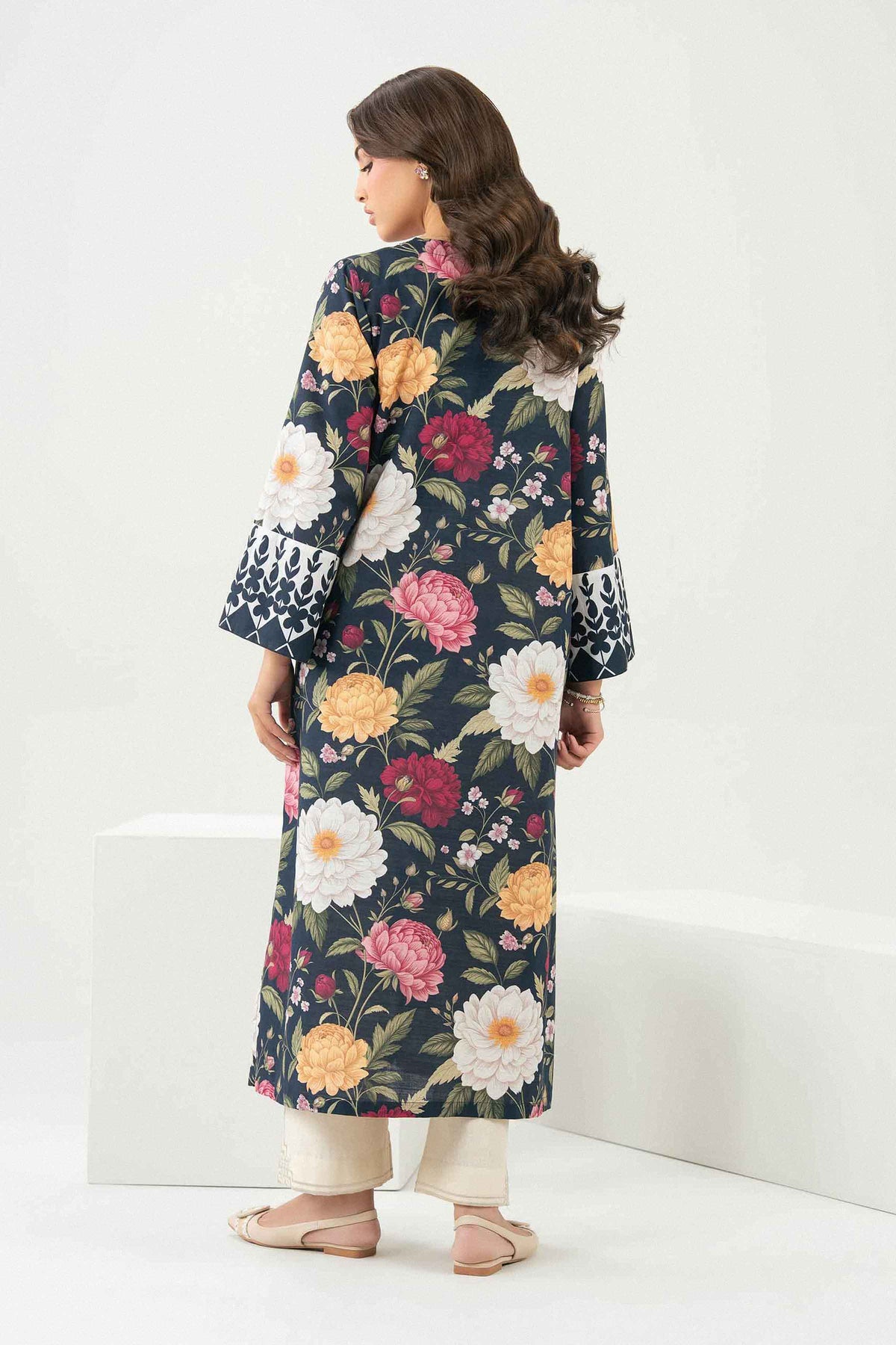 Printed Embroidered Shirt - ST1SE-PRET26WV2-7-for Women -  Pret Collection | Nishat UAE | Shop Online 