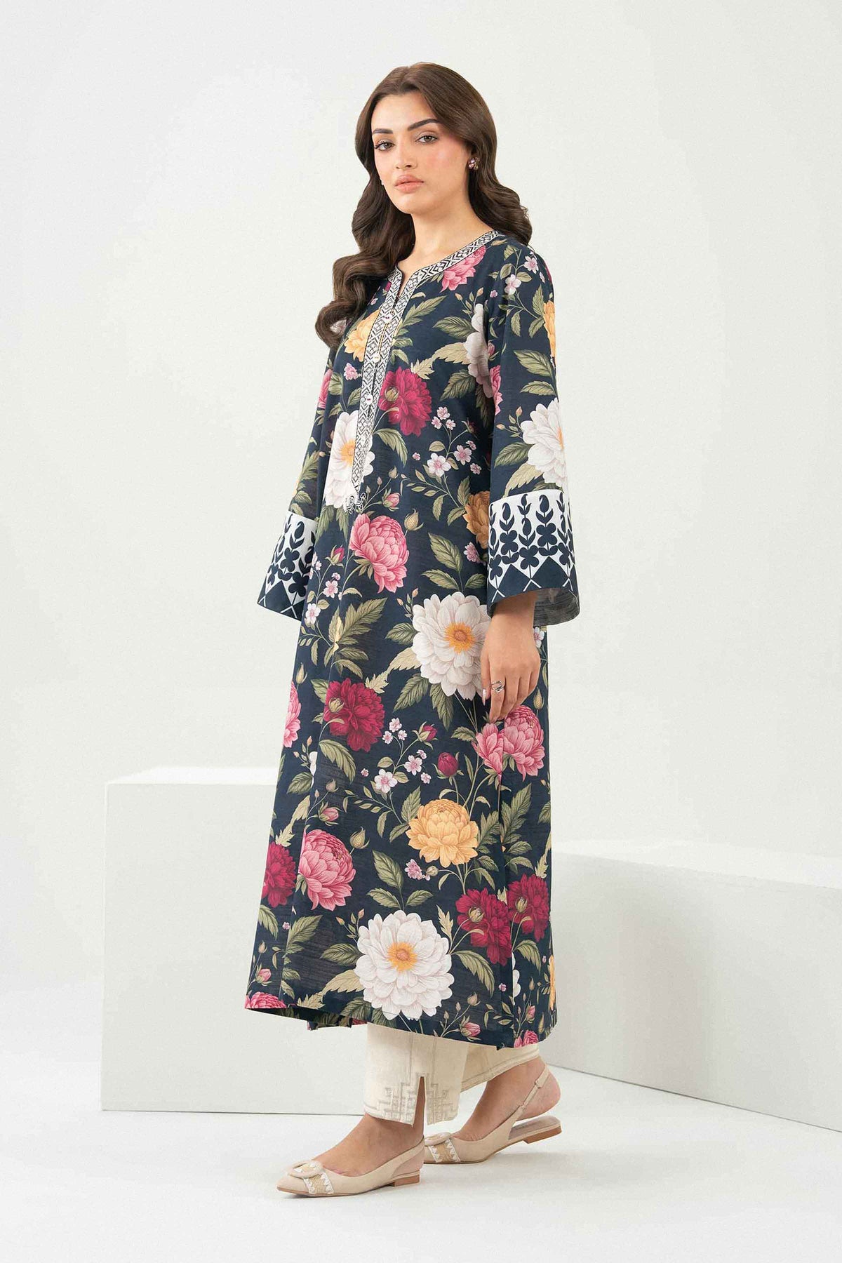 Printed Embroidered Shirt - ST1SE-PRET26WV2-7-for Women -  Pret Collection | Nishat UAE | Shop Online 