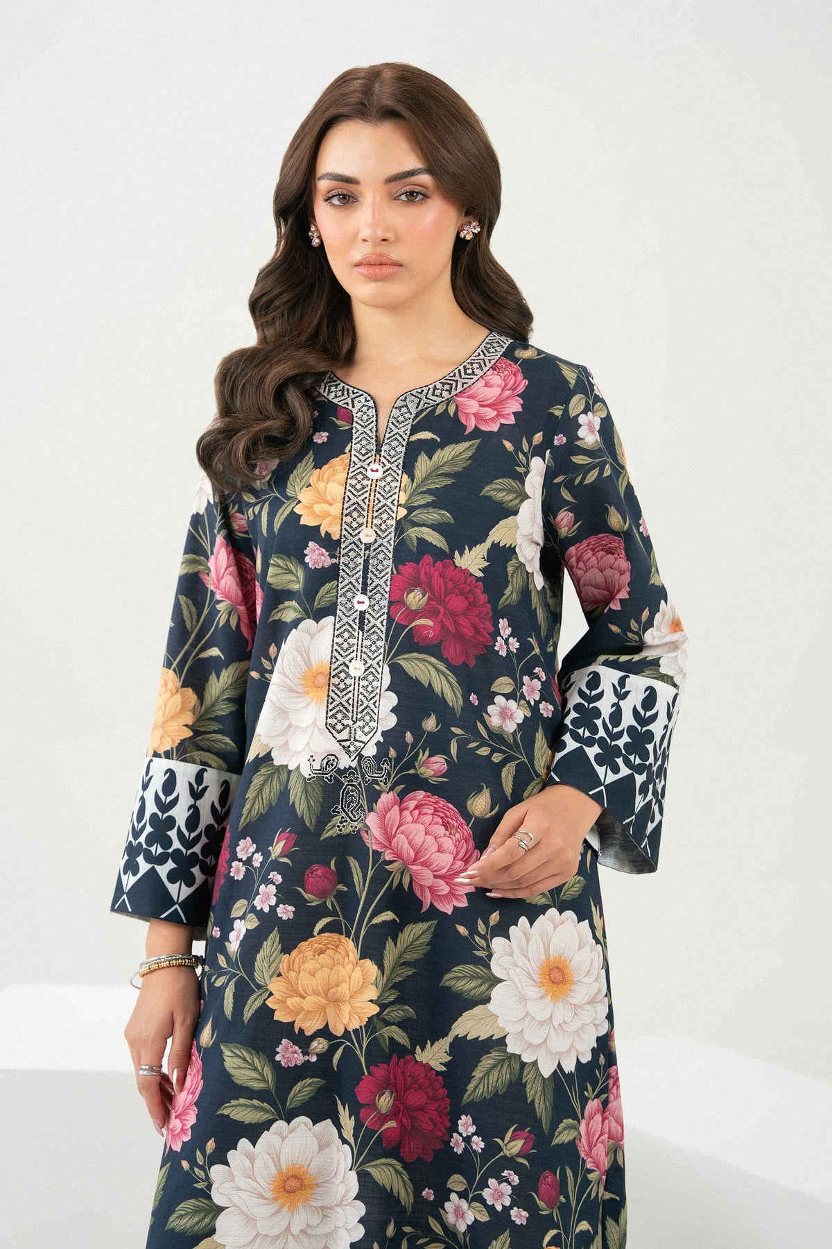 Printed Embroidered Shirt - ST1SE-PRET26WV2-7-for Women -  Pret Collection | Nishat UAE | Shop Online 