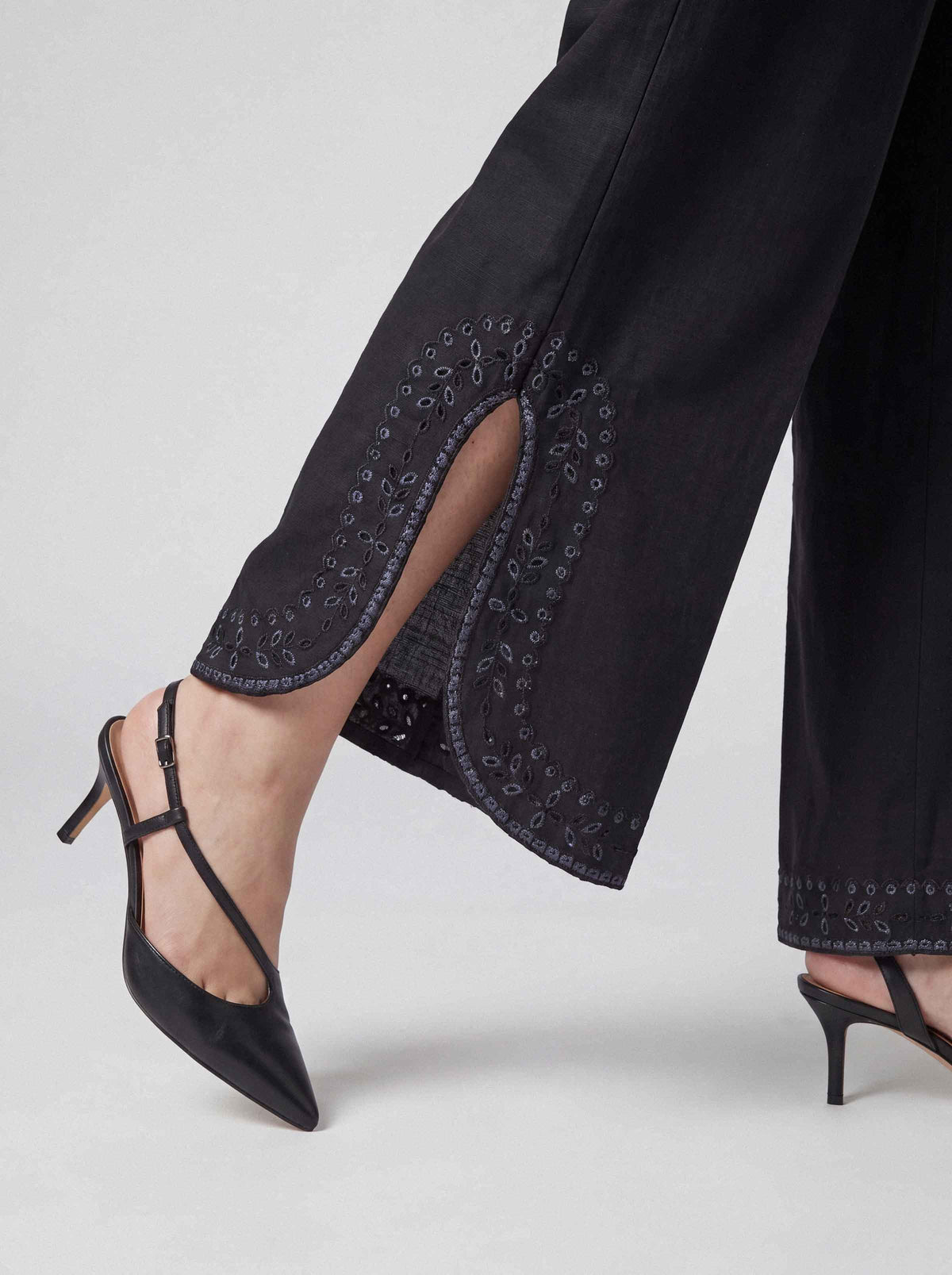 Embroidered Trousers - ST1TE-PRET26WV2-4-for Women -  Pret Collection | Nishat UAE | Shop Online 