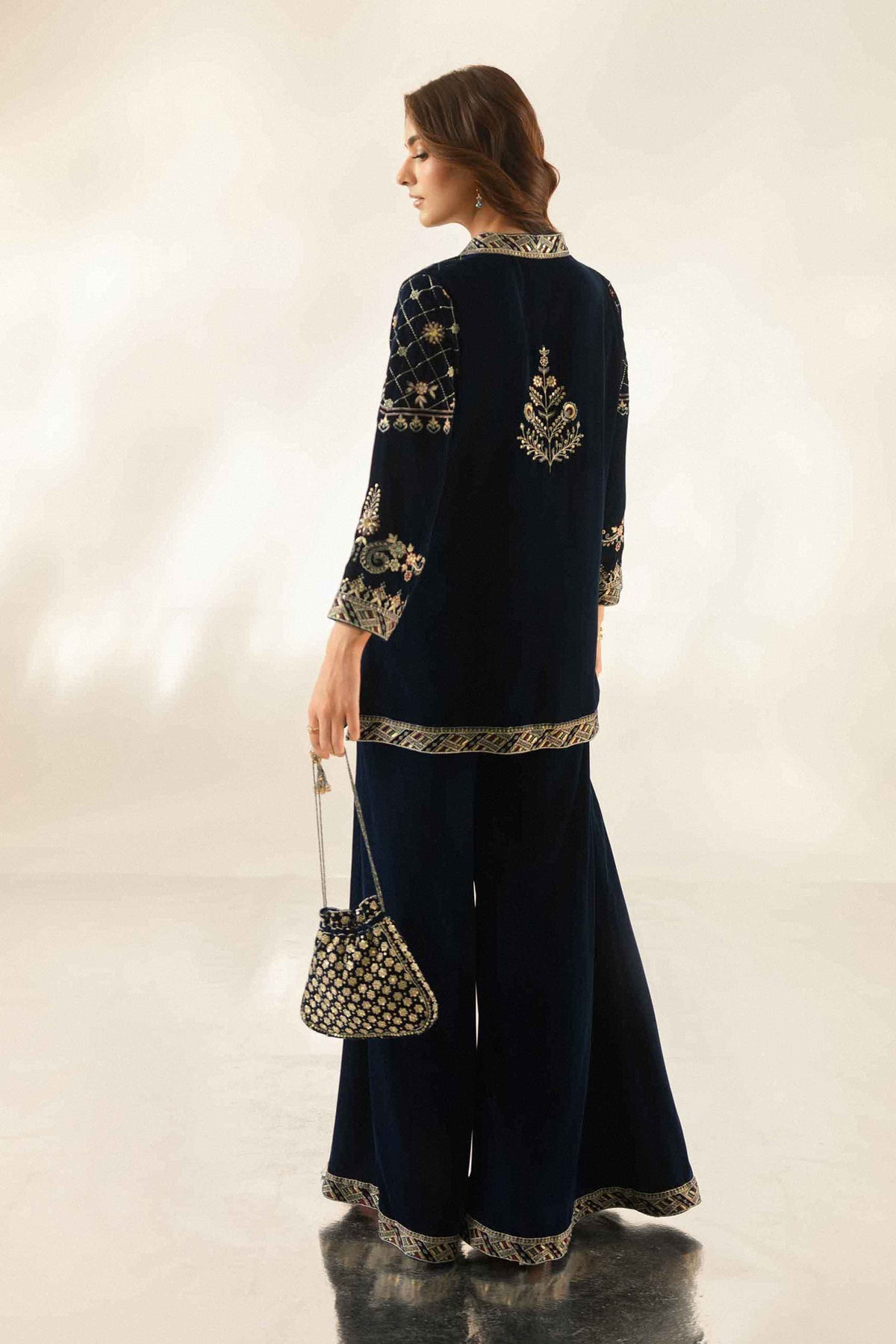 2 Piece - Embroidered Suit - ST2JTE-LUXE26WV1-1 for, - Pret Collection | Nishat | Shop Online 