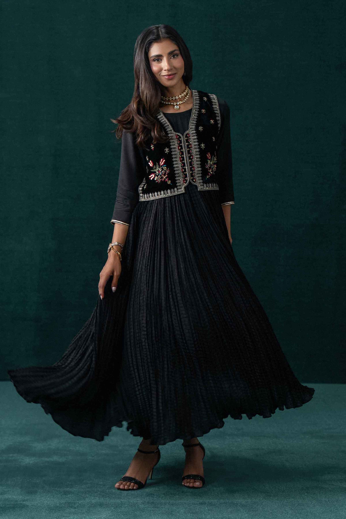 2 Piece - Embroidered Suit - ST2PE-BOUT26WV1-6