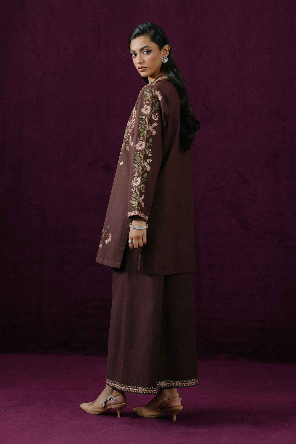 2 PIECE - EMBROIDERED SUIT - ST2PE-BOUT26WV2-23 for Women - Boutique Collection | Nishat UAE | Shop Online 