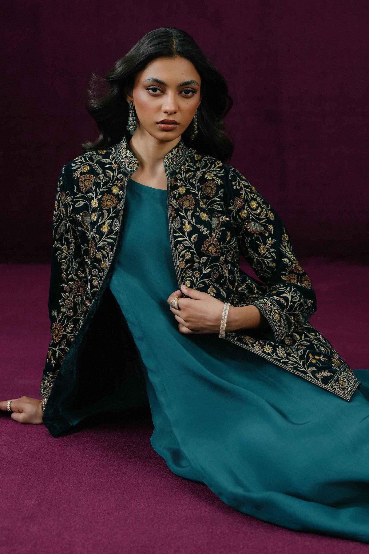 Blue 2-Piece Embroidered Suit in Velvet ready-to-wear