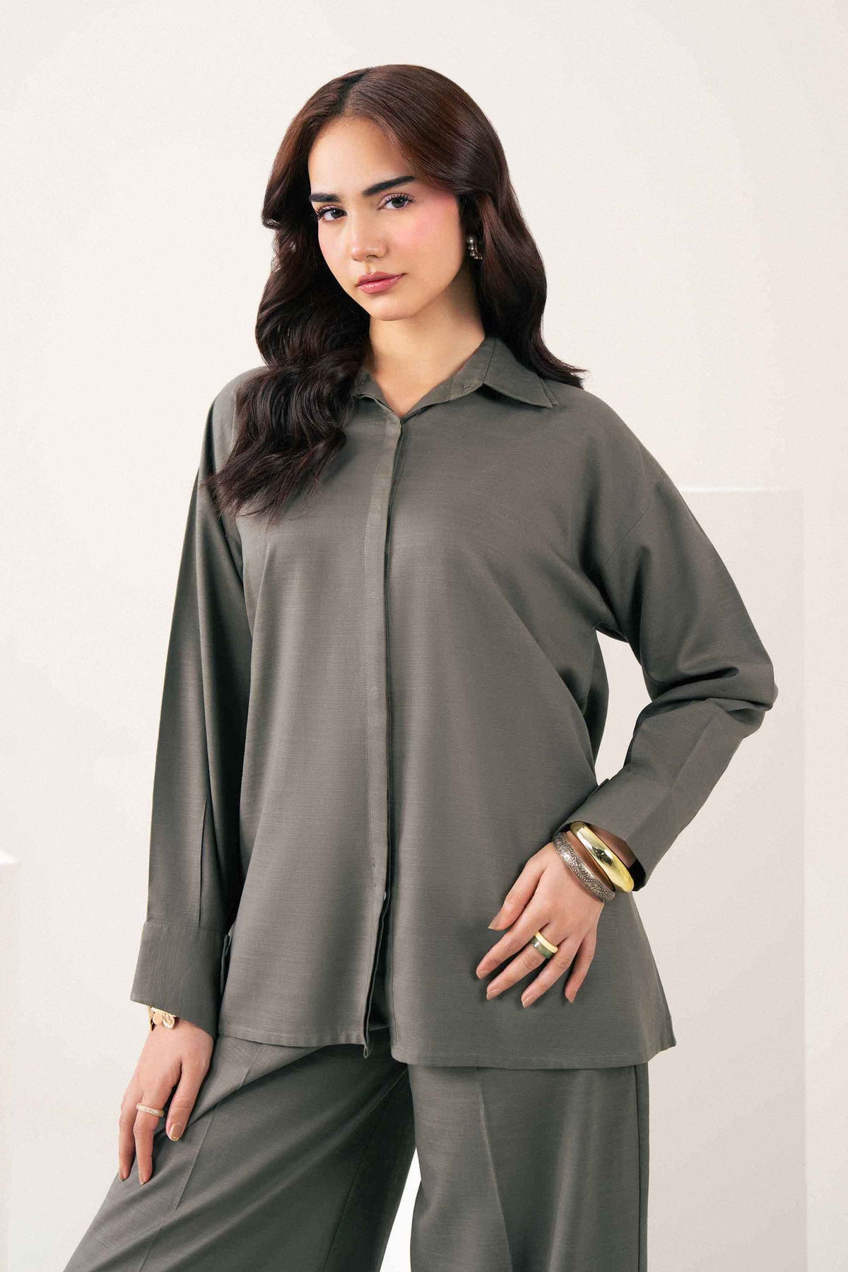 Green 2-Piece Solid Suit in Yarn Dyed ready-to-wear