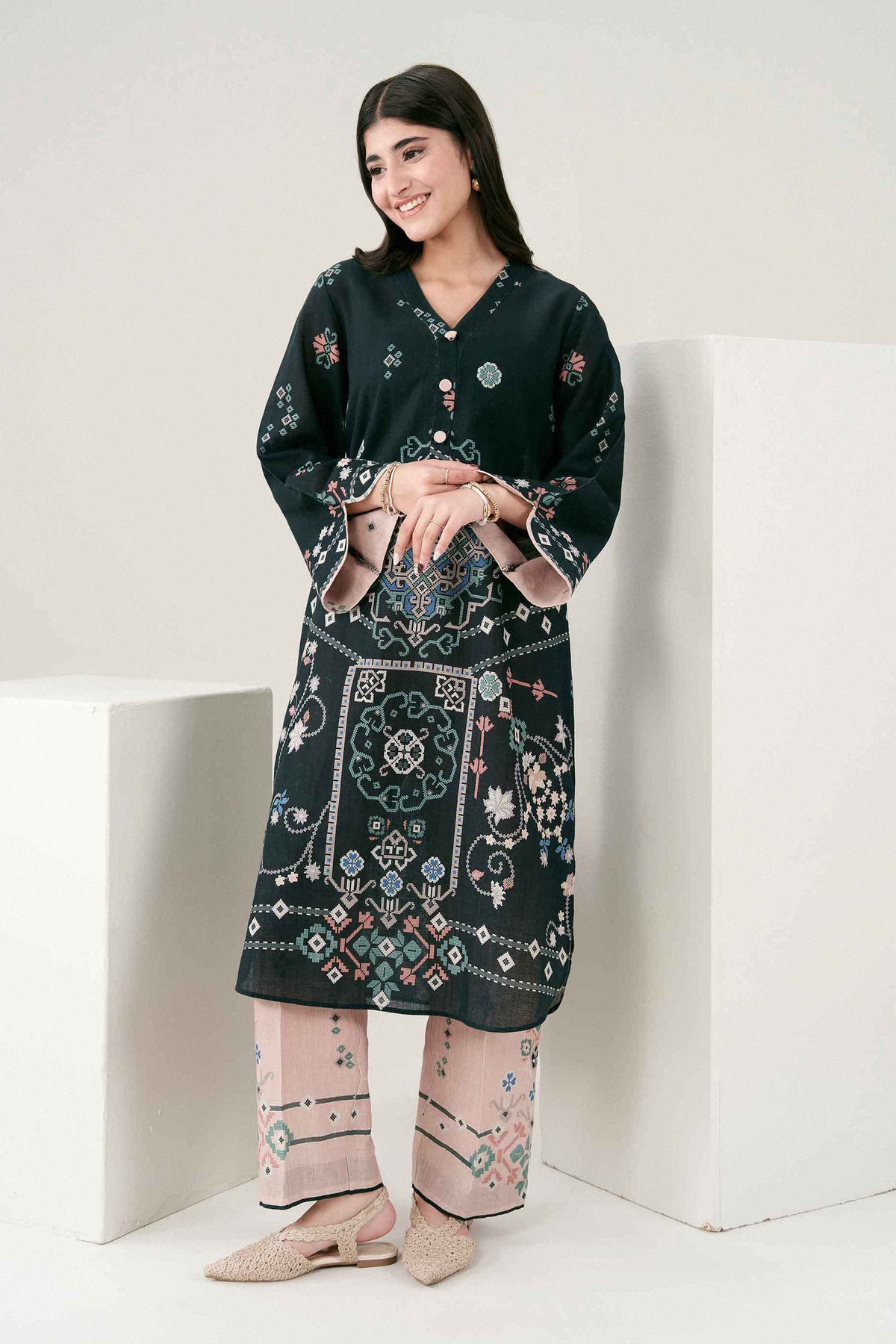 Black 2-Piece Printed Suit in Khaddar ready-to-wear