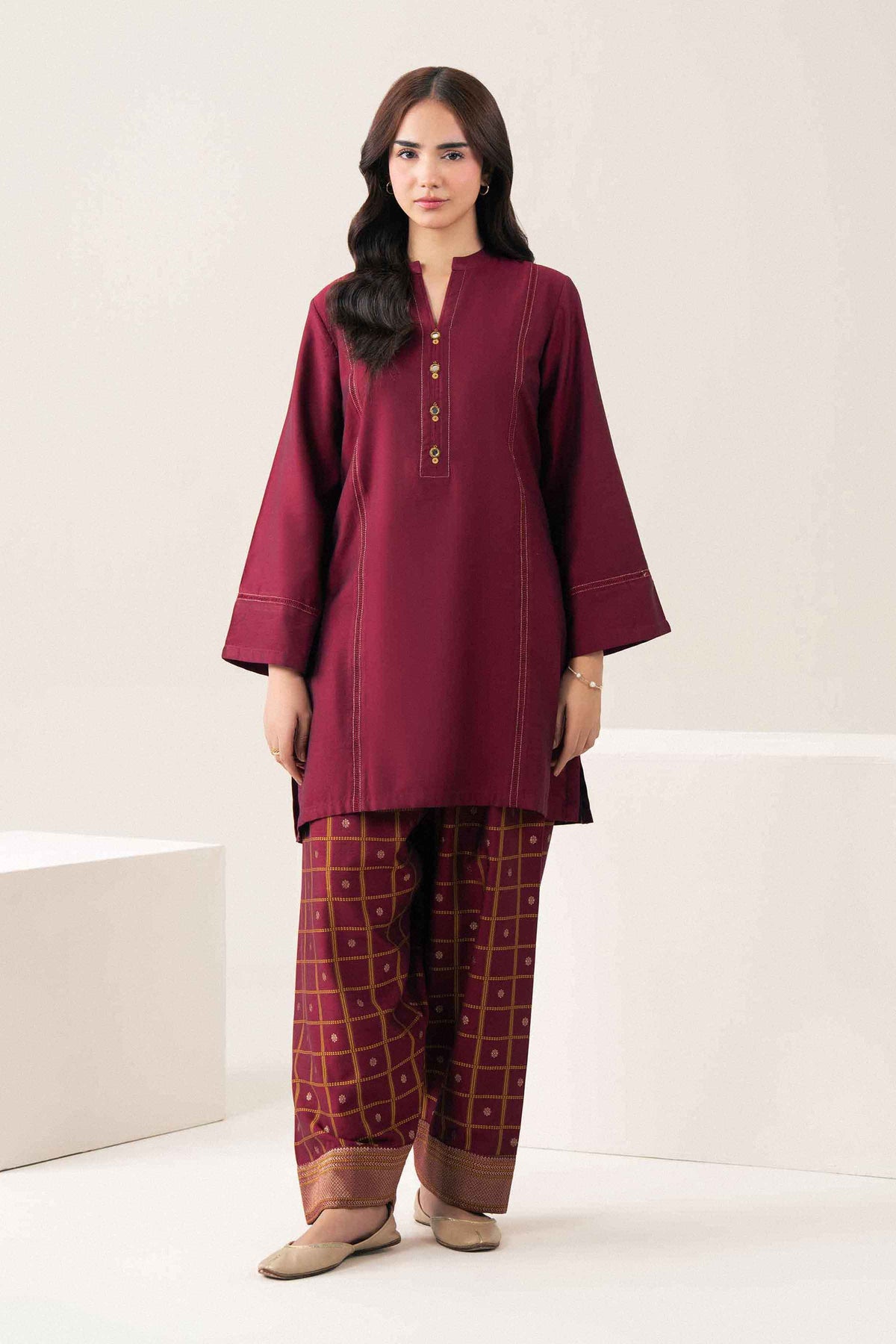 Red 2-Piece Solid Suit in Jacquard ready-to-wear