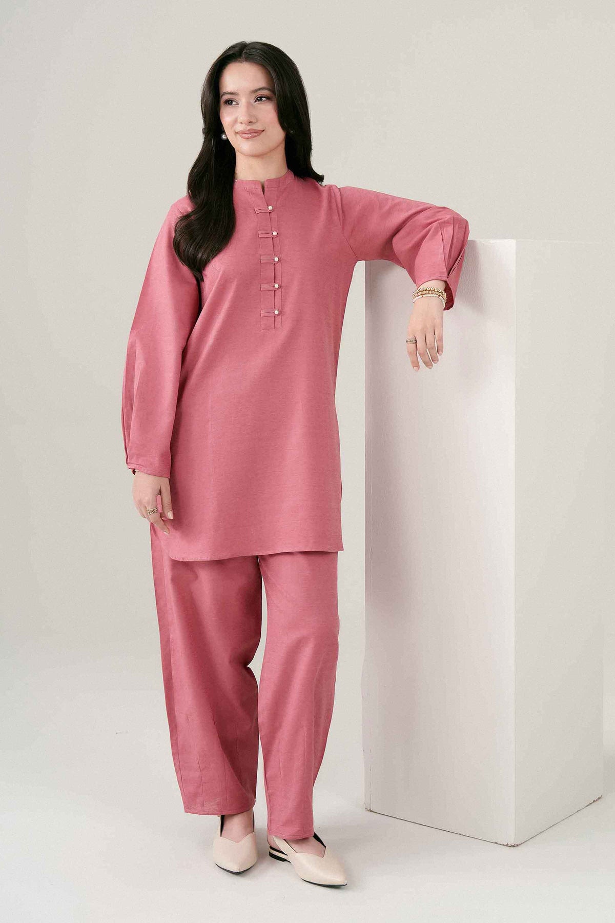 Pink 2-Piece Solid Suit in Jacquard ready-to-wear