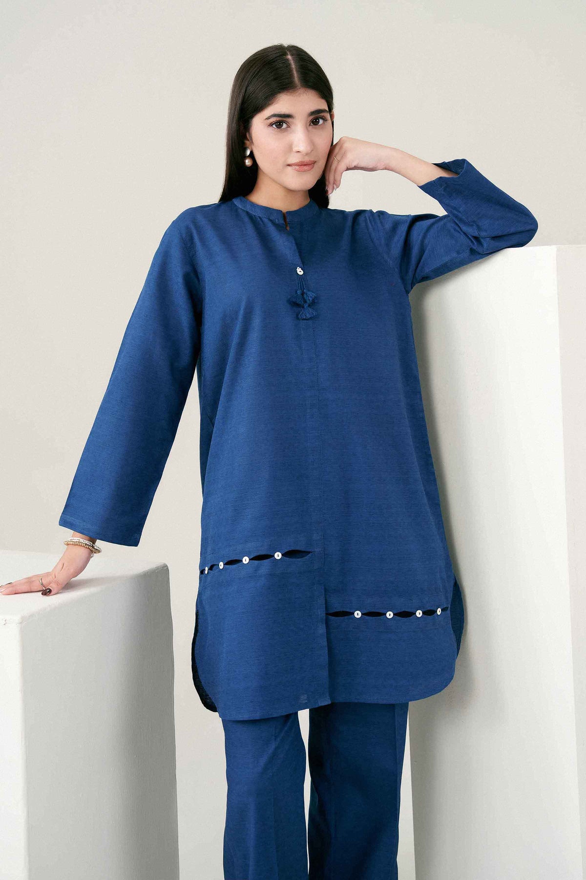 Blue 2-Piece Solid Suit in Jacquard ready-to-wear
