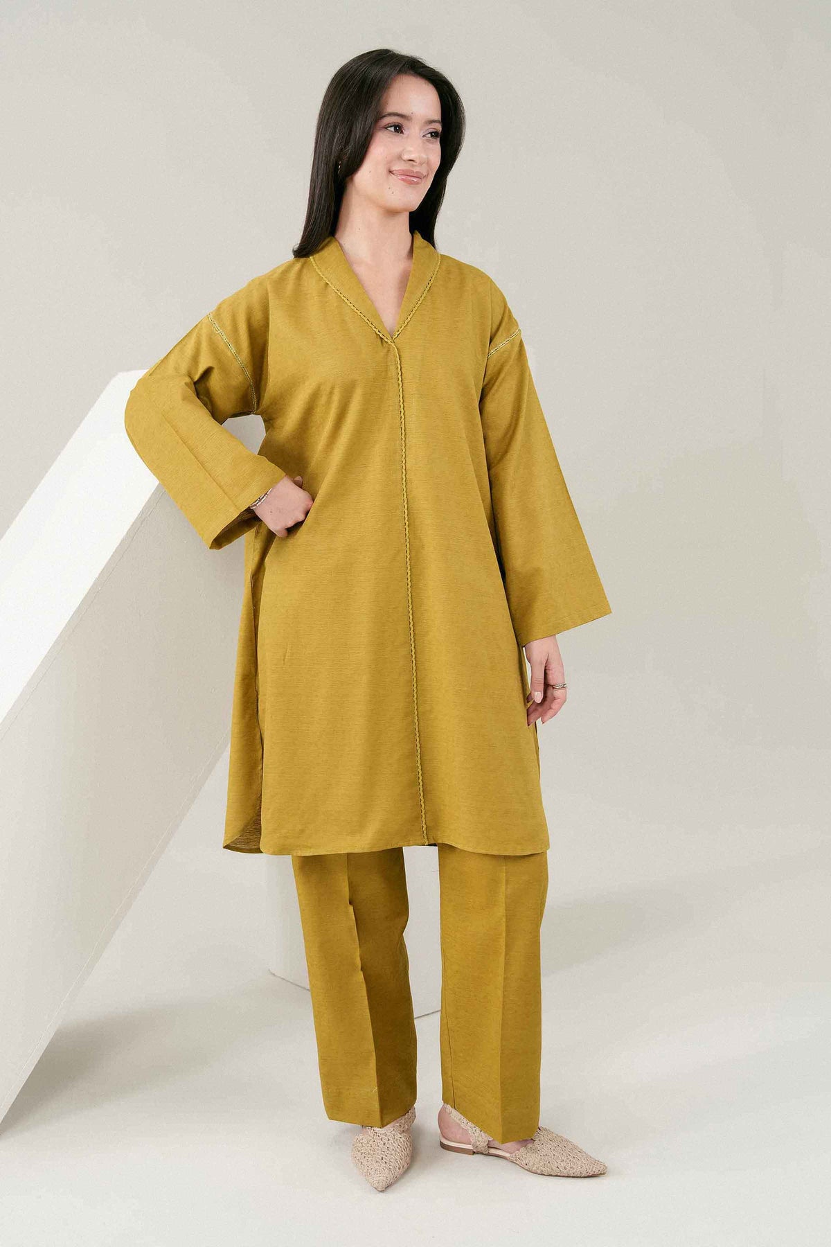 Green 2-Piece Solid Suit in Jacquard ready-to-wear