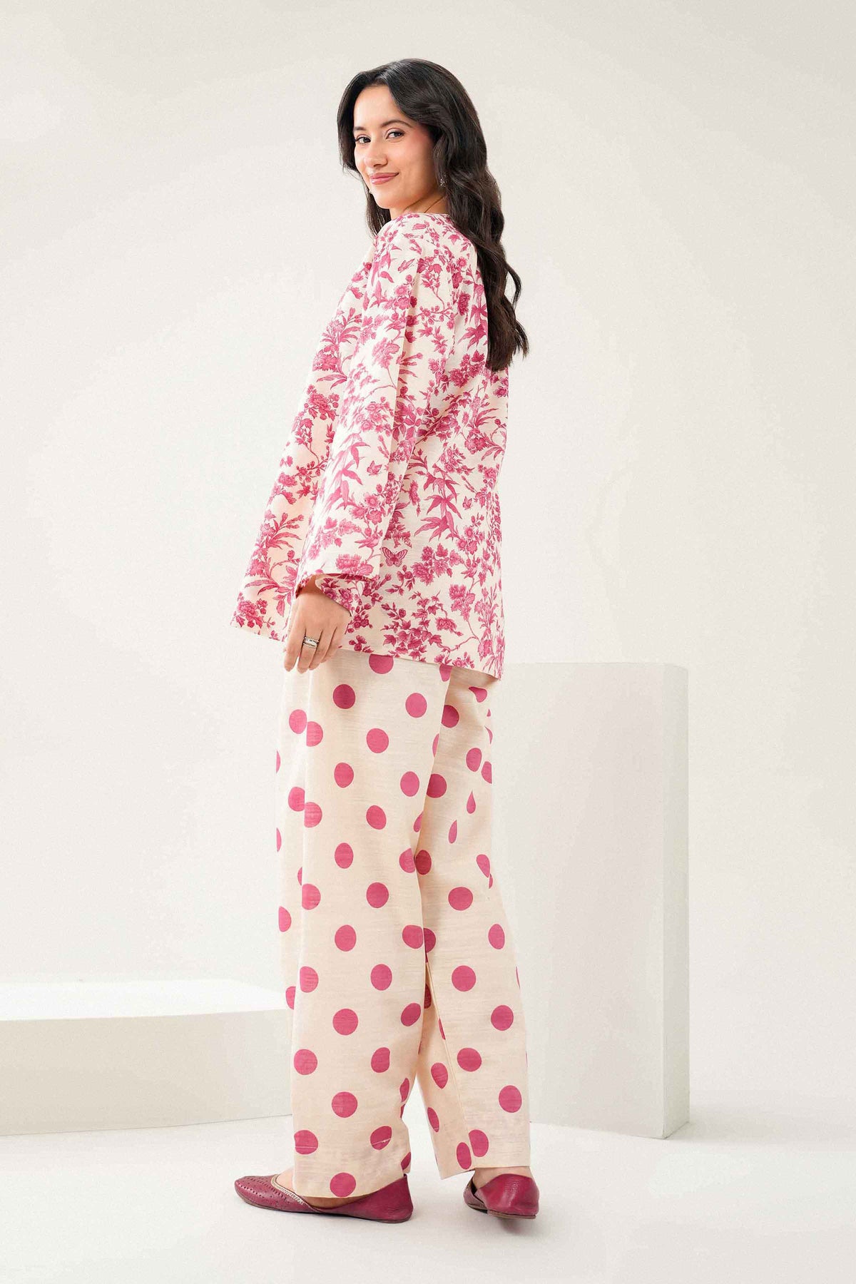 2 PIECE - PRINTED SUIT - ST2ST-PRET26WV3-10 for Women - Pret Collection | Nishat UAE | Shop Online