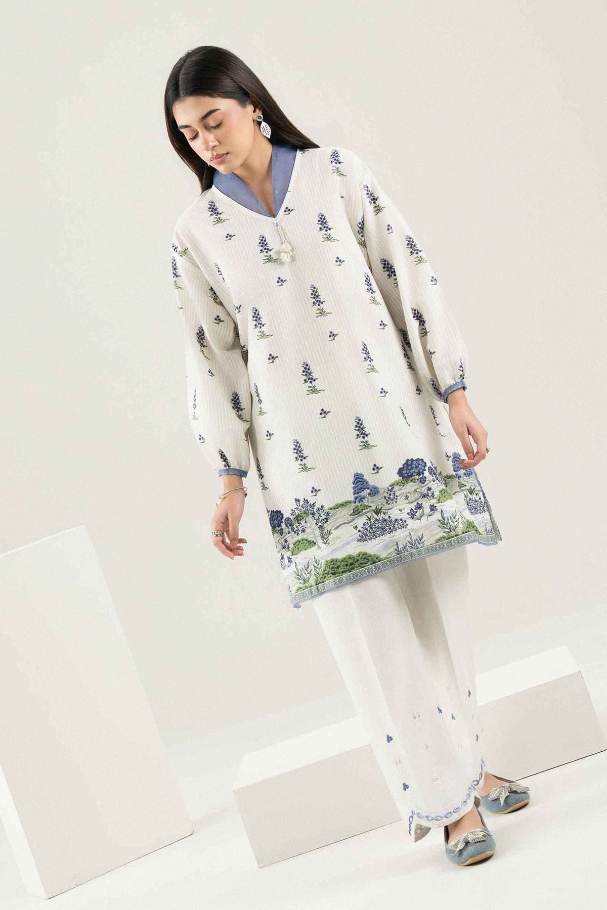 Off White 2-Piece Printed Embroidered Suit in Karandi ready-to-wear