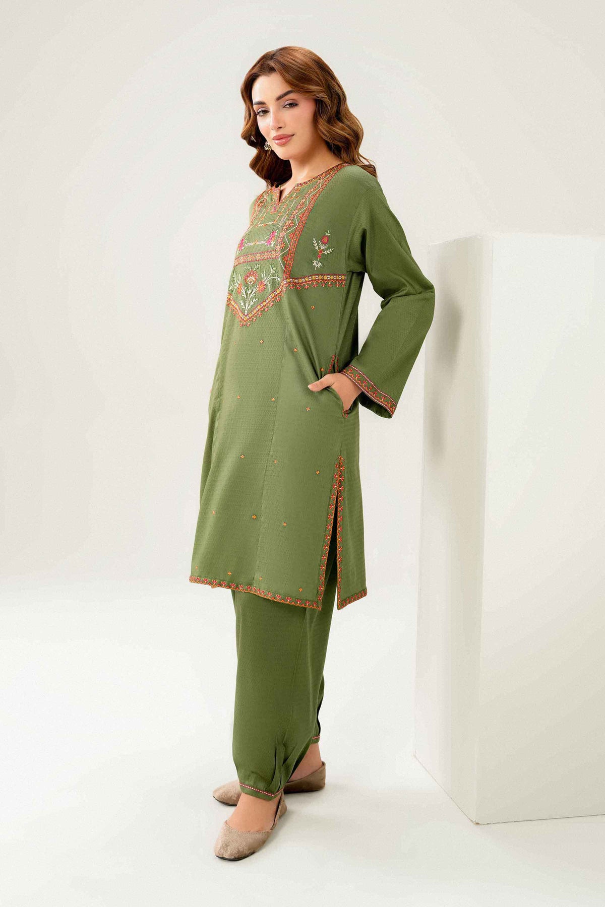 Green 2-Piece Embroidered Suit in Dobby ready-to-wear