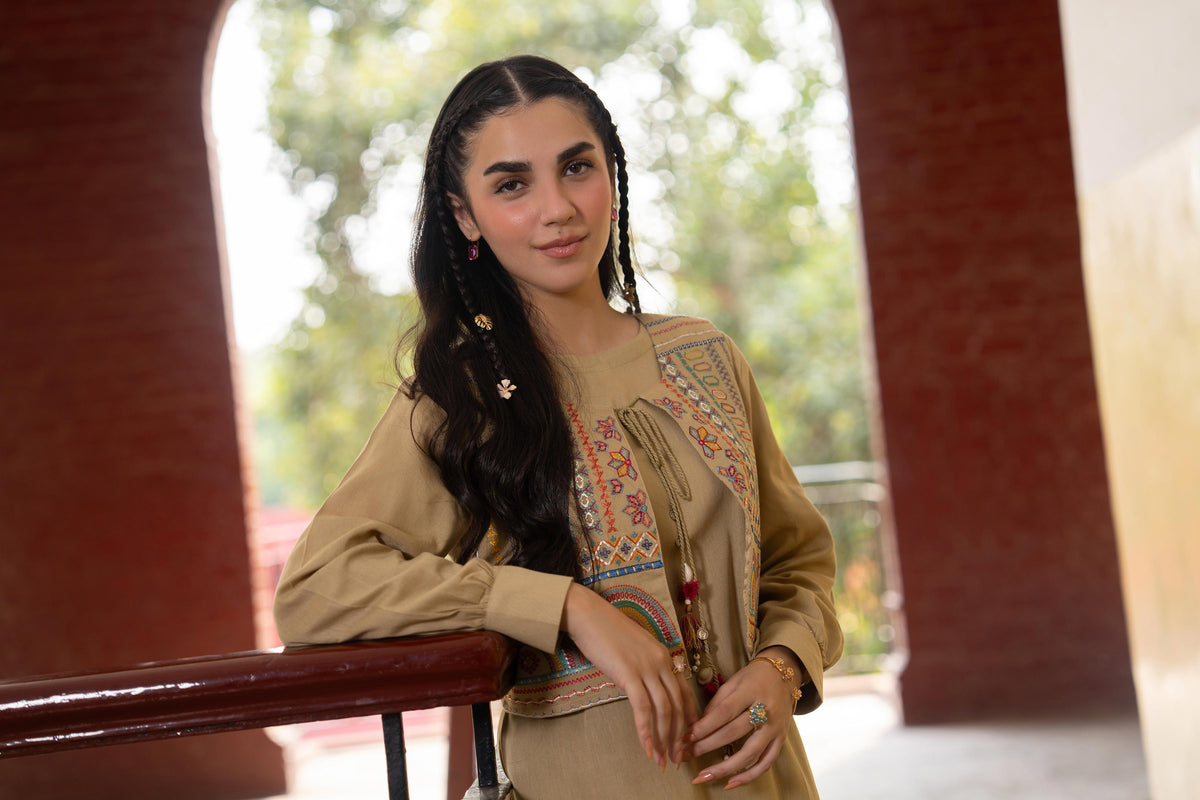 3 Piece - Embroidered Suit - ST2STE-PRET26WV2-48 for Women - Pret Collection | Nishat UAE | Shop Online