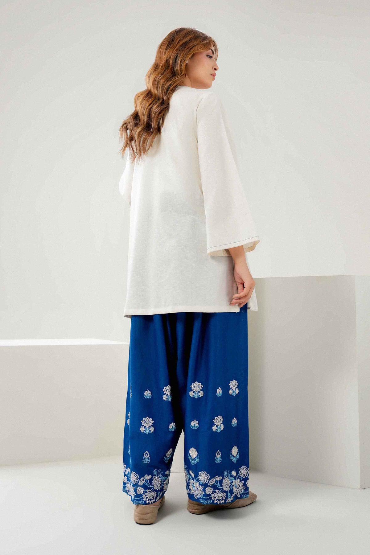 Off White 2-Piece Embroidered Suit in Karandi ready-to-wear