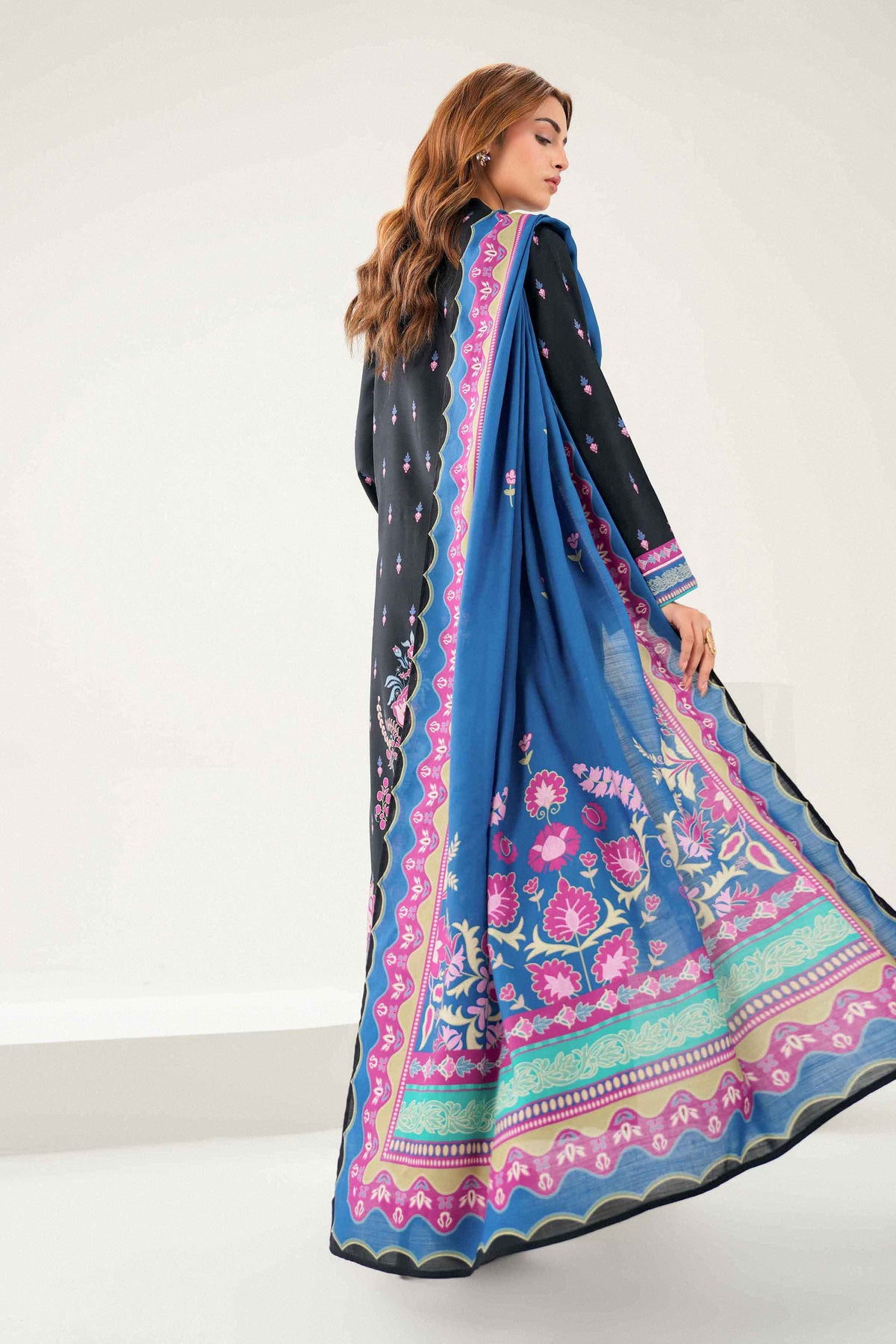 Black 3-Piece Printed Suit in Linen ready-to-wear