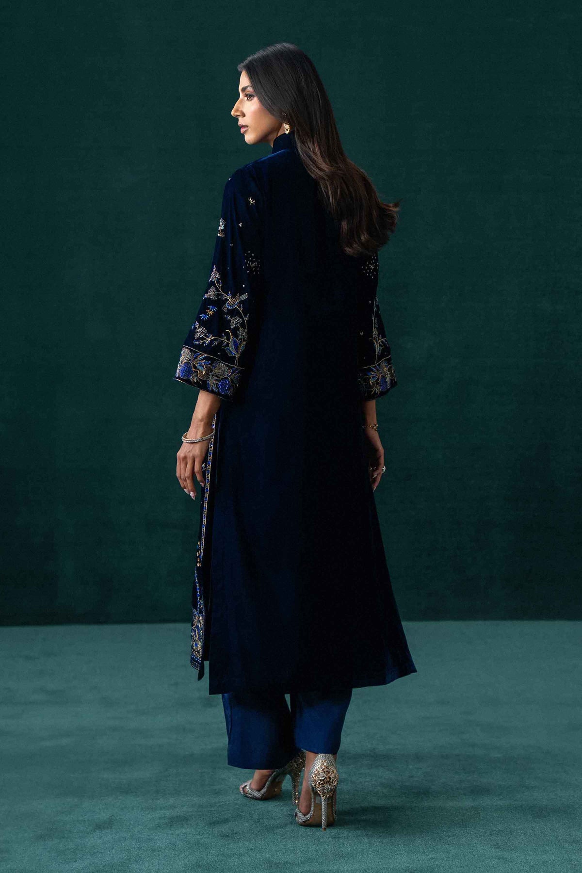 3 Piece - Embroidered Suit - ST3PE-BOUT26WV1-4