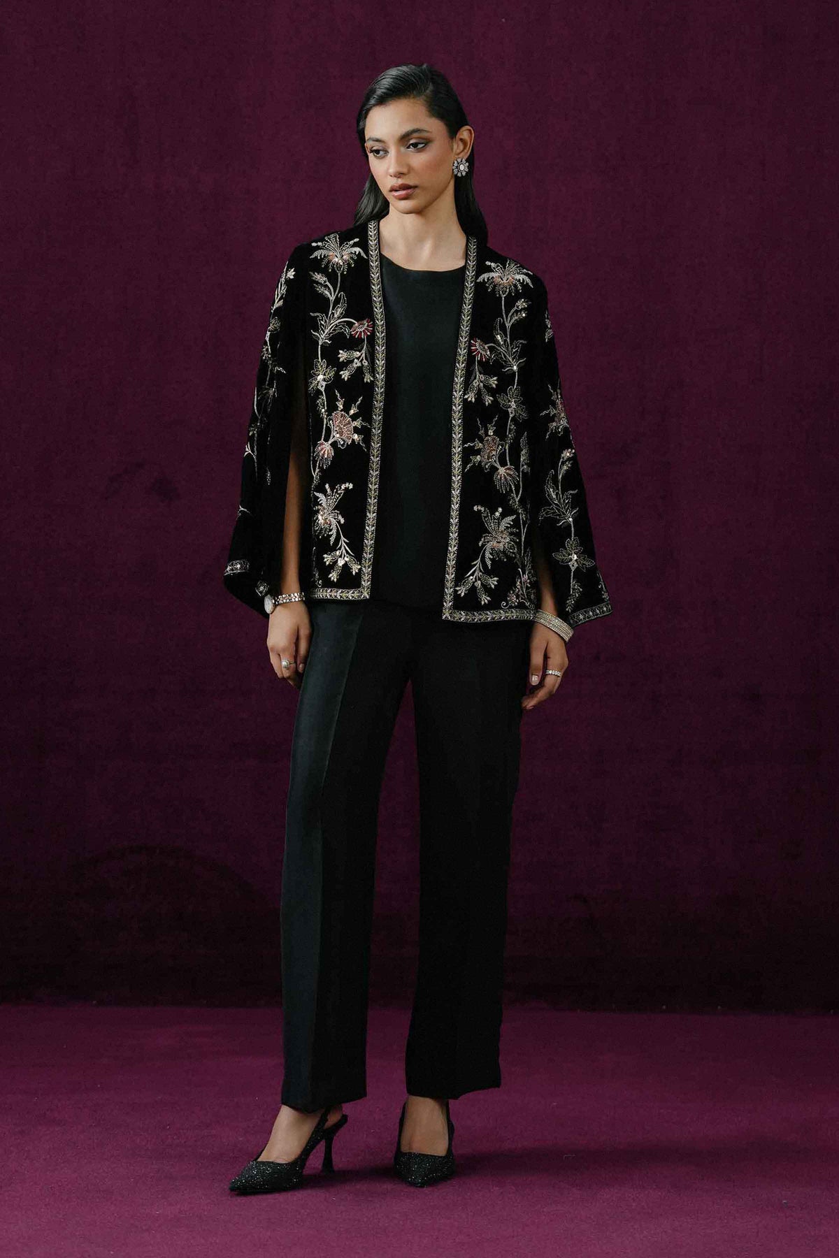 Black 2-Piece Embroidered Suit in Velvet ready-to-wear