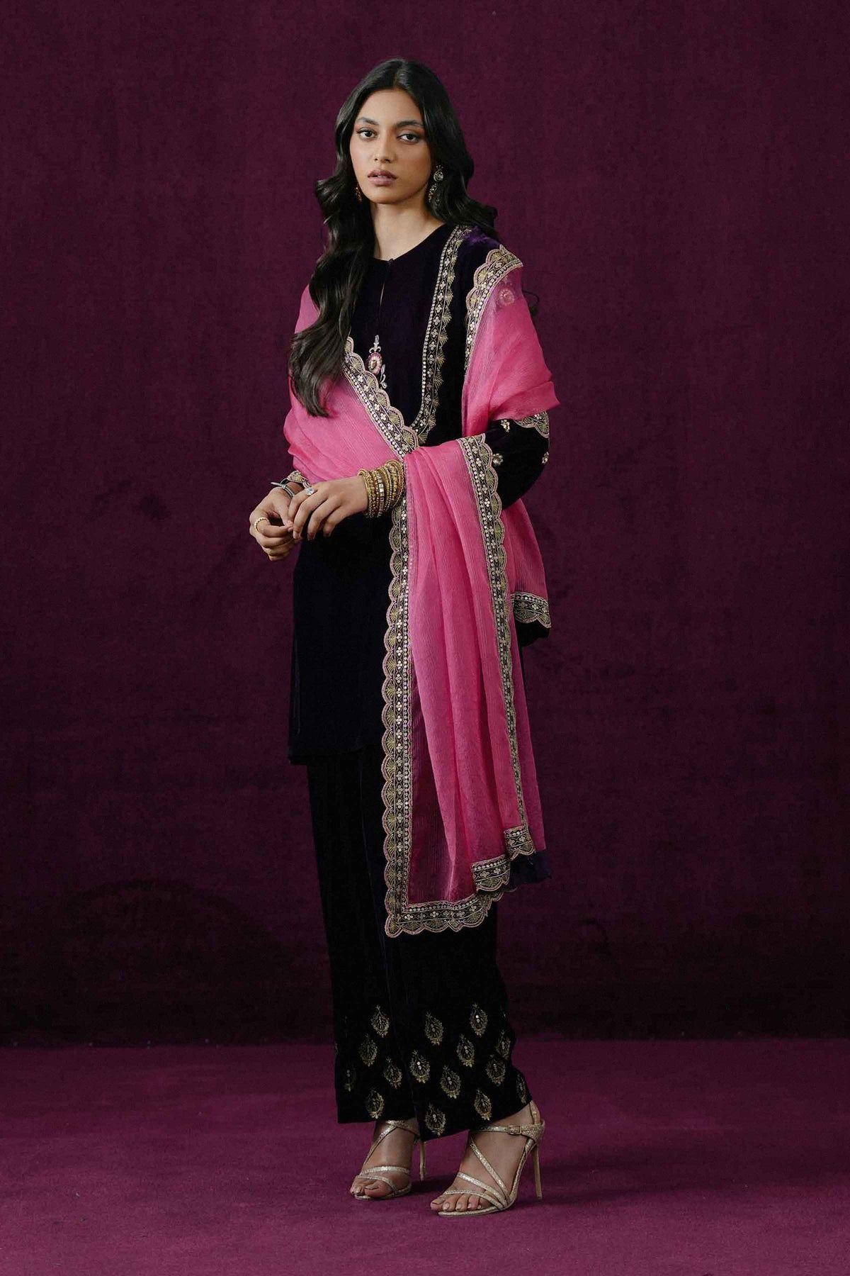 3 PIECE - EMBROIDERED SUIT - ST3PE-BOUT26WV2-16 for Women - Boutique Collection | Nishat UAE | Shop Online 