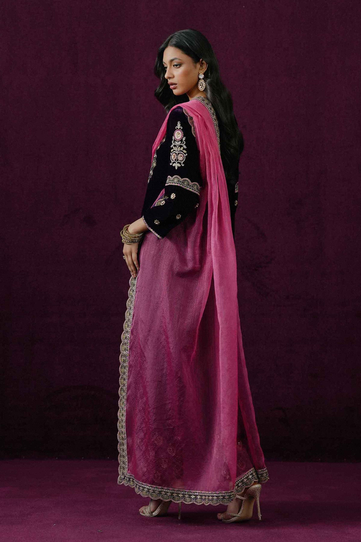 3 PIECE - EMBROIDERED SUIT - ST3PE-BOUT26WV2-16 for Women - Boutique Collection | Nishat UAE | Shop Online 