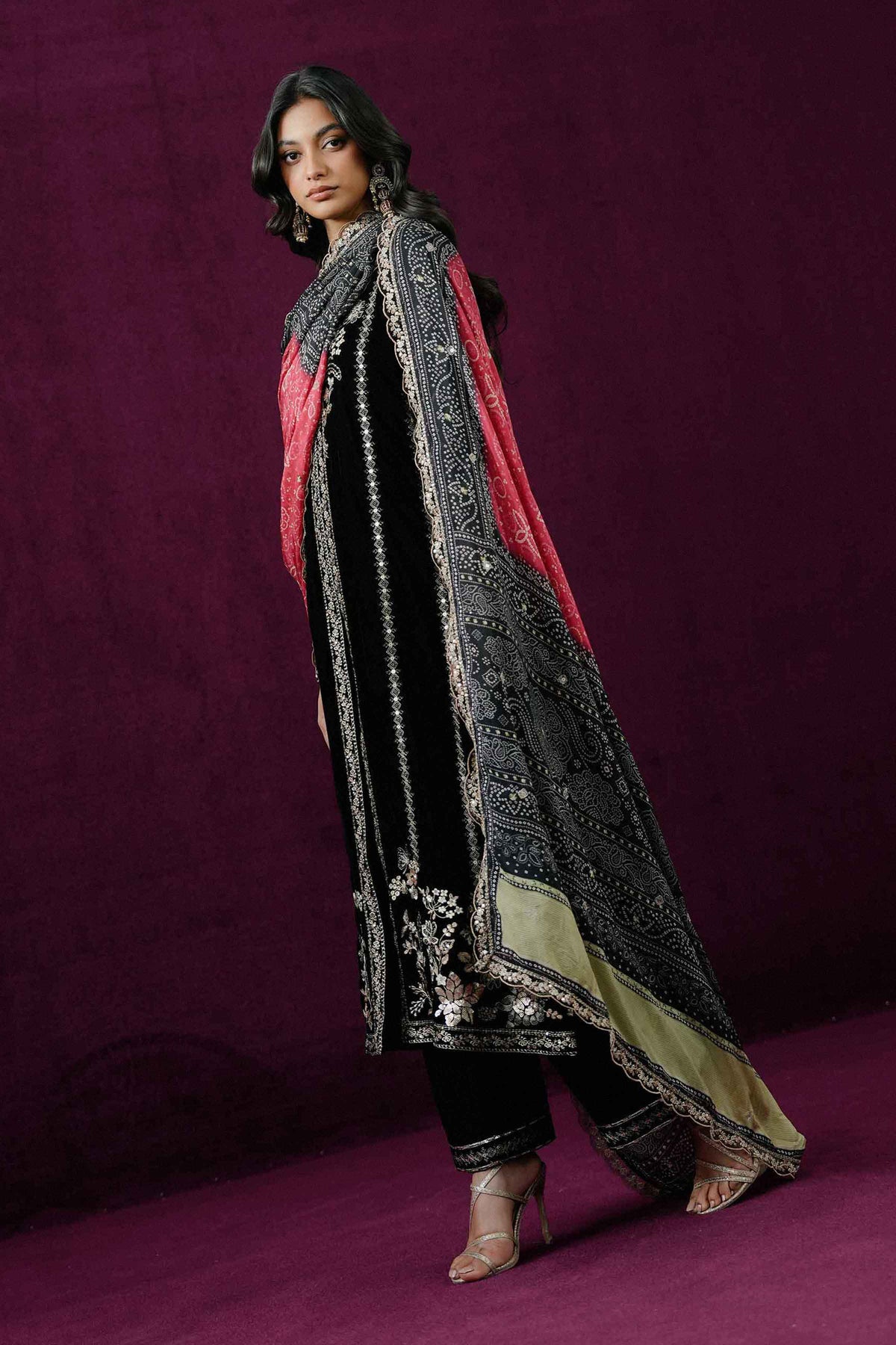 3 PIECE - EMBROIDERED SUIT - ST3PE-BOUT26WV2-28 for Women - Boutique Collection | Nishat UAE | Shop Online 