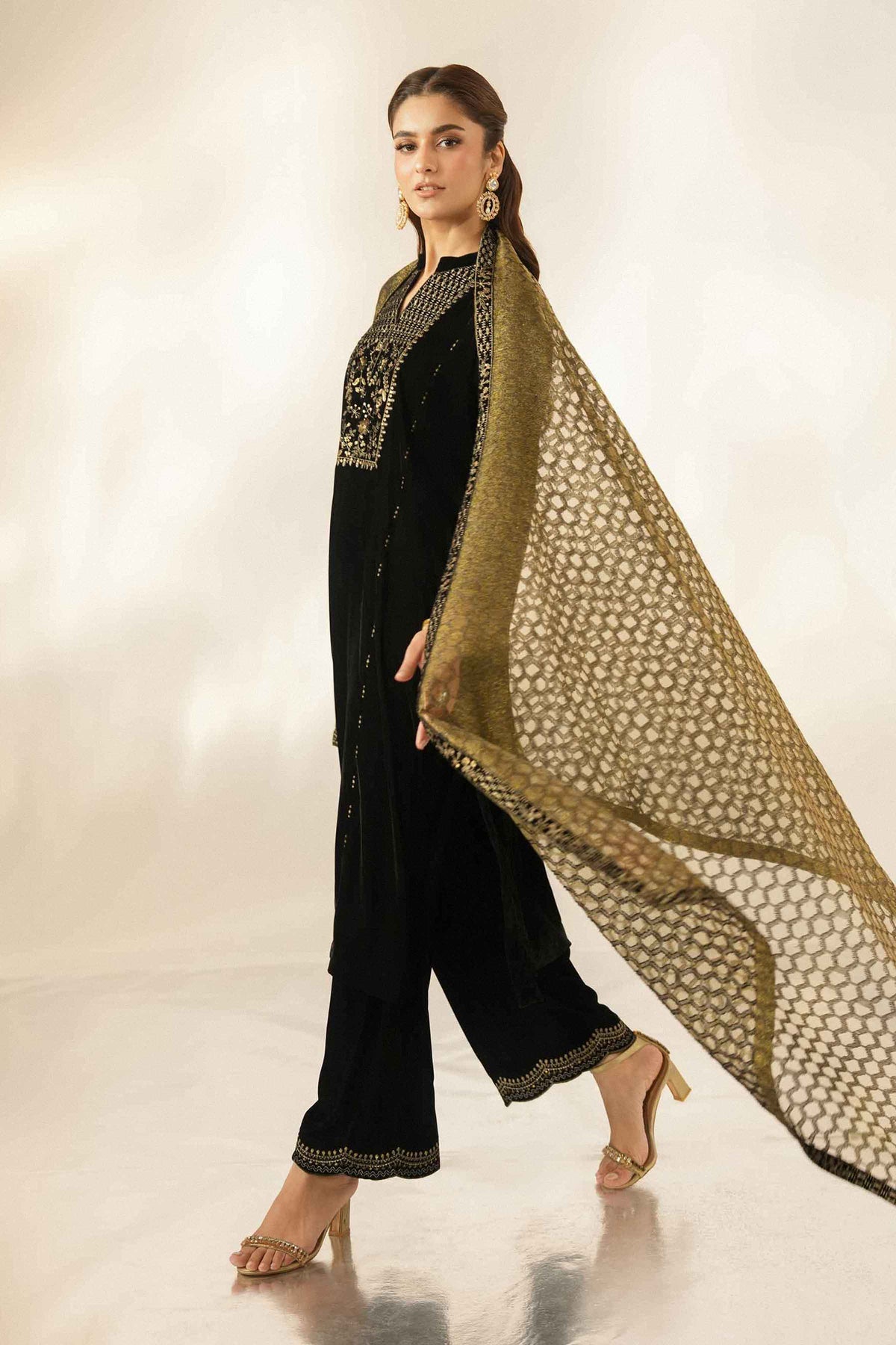 3 Piece - Embroidered Suit - ST3PE-LUXE26WV1-57