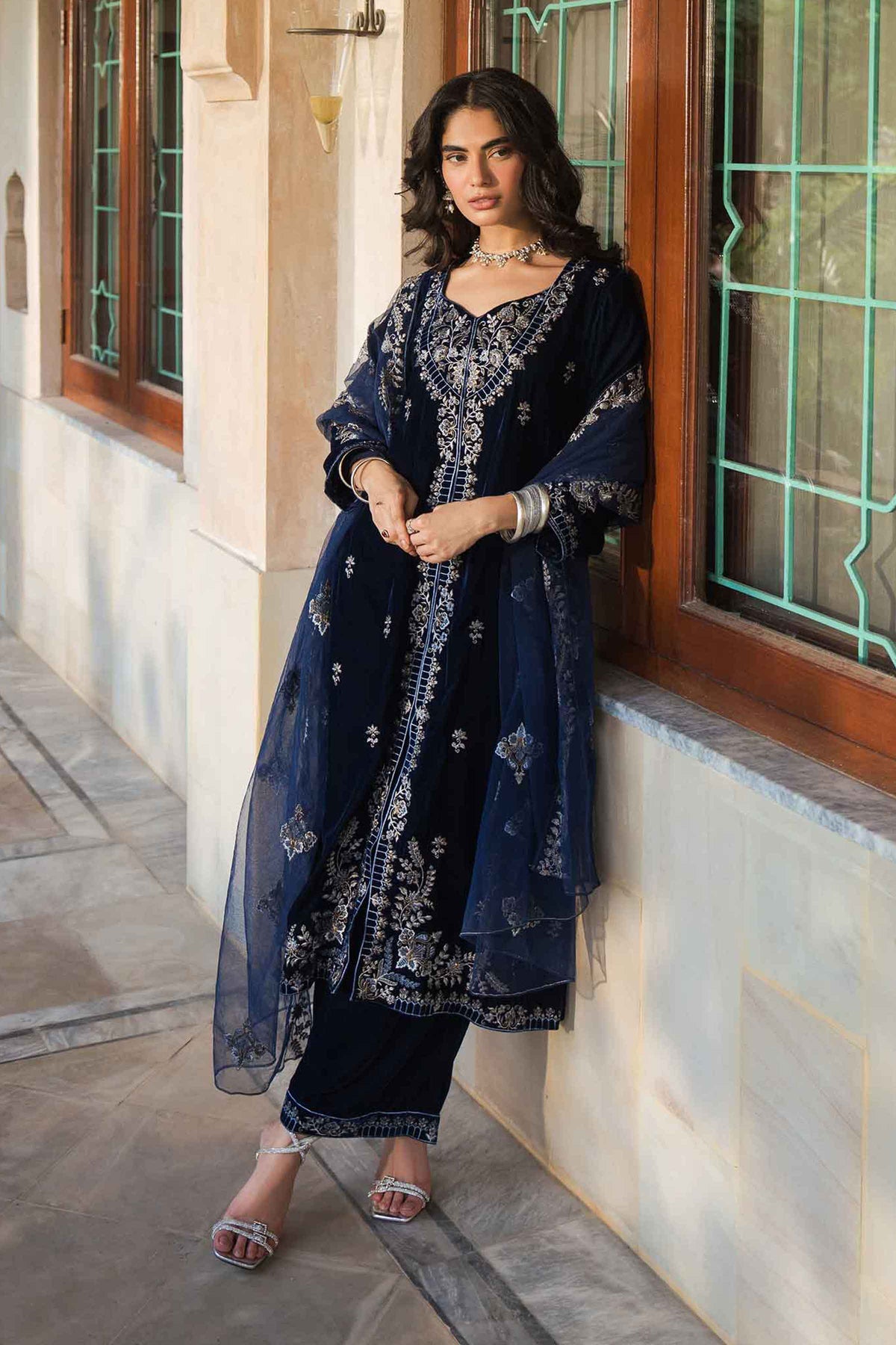 3 Piece - Embroidered Suit - ST3PE-LUXE26WV1-8