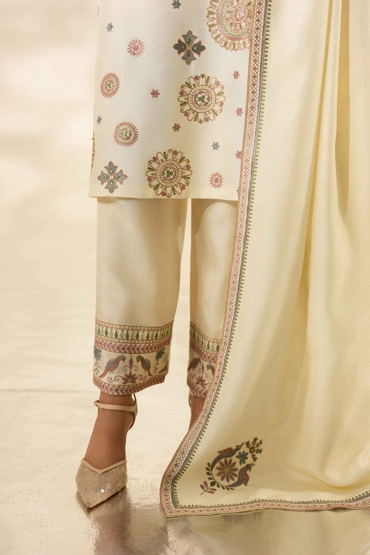 Off White 3-Piece Embroidered Suit in Silk ready-to-wear