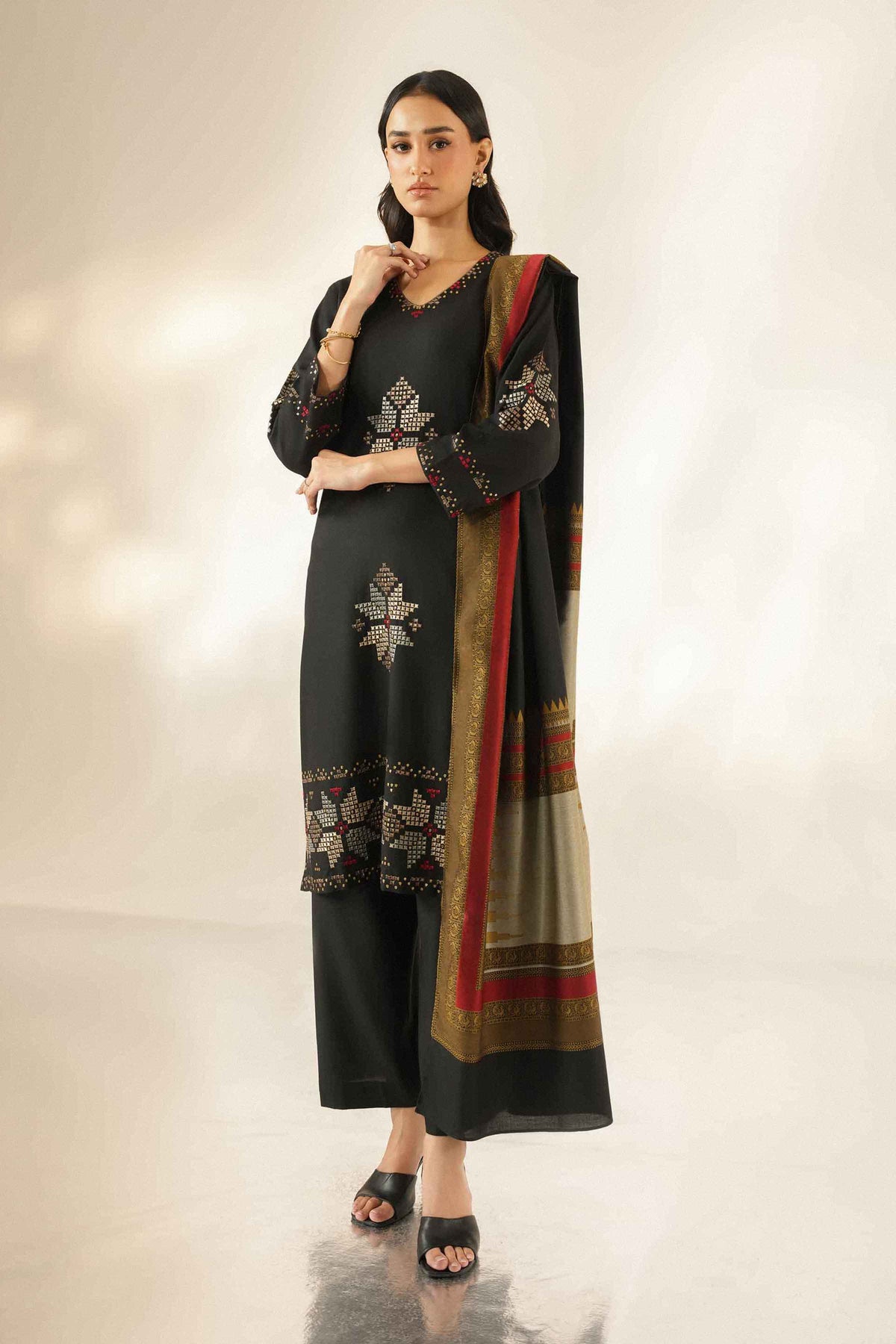 3 Piece - Embroidered Suit - ST3PE-LUXE26WV3-47 for, - Pret Collection | Nishat | Shop Online 