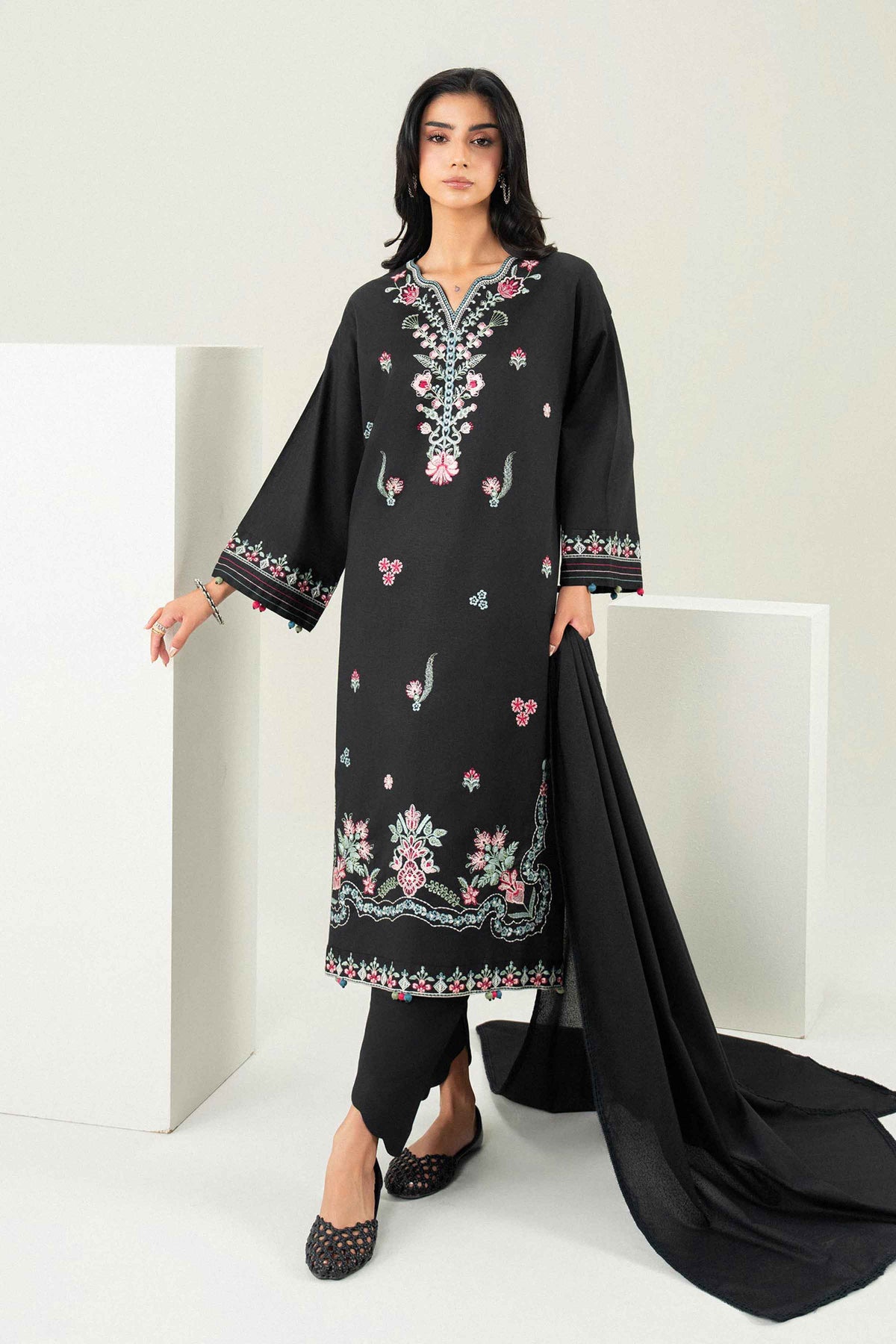 3 Piece - Embroidered Suit - ST3PE-PRET26WV1-18