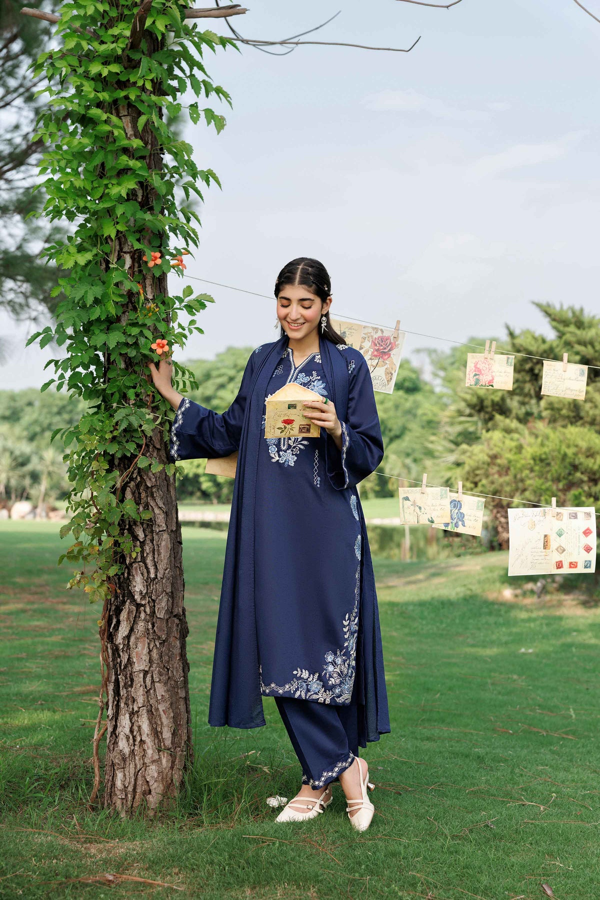 3 Piece - Embroidered Suit - ST3PE-PRET26WV1-23