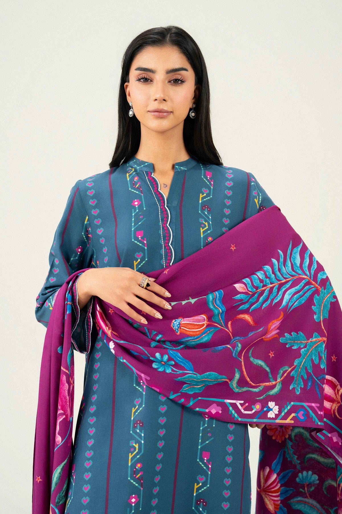 Blue 3-Piece Printed Embroidered Suit in Linen ready-to-wear