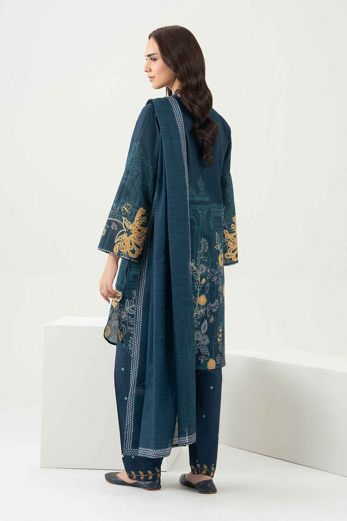 3 Piece - Printed Embroidered Suit - ST3PE-PRET26WV1-4-for Women -  Pret Collection | Nishat UAE | Shop Online 