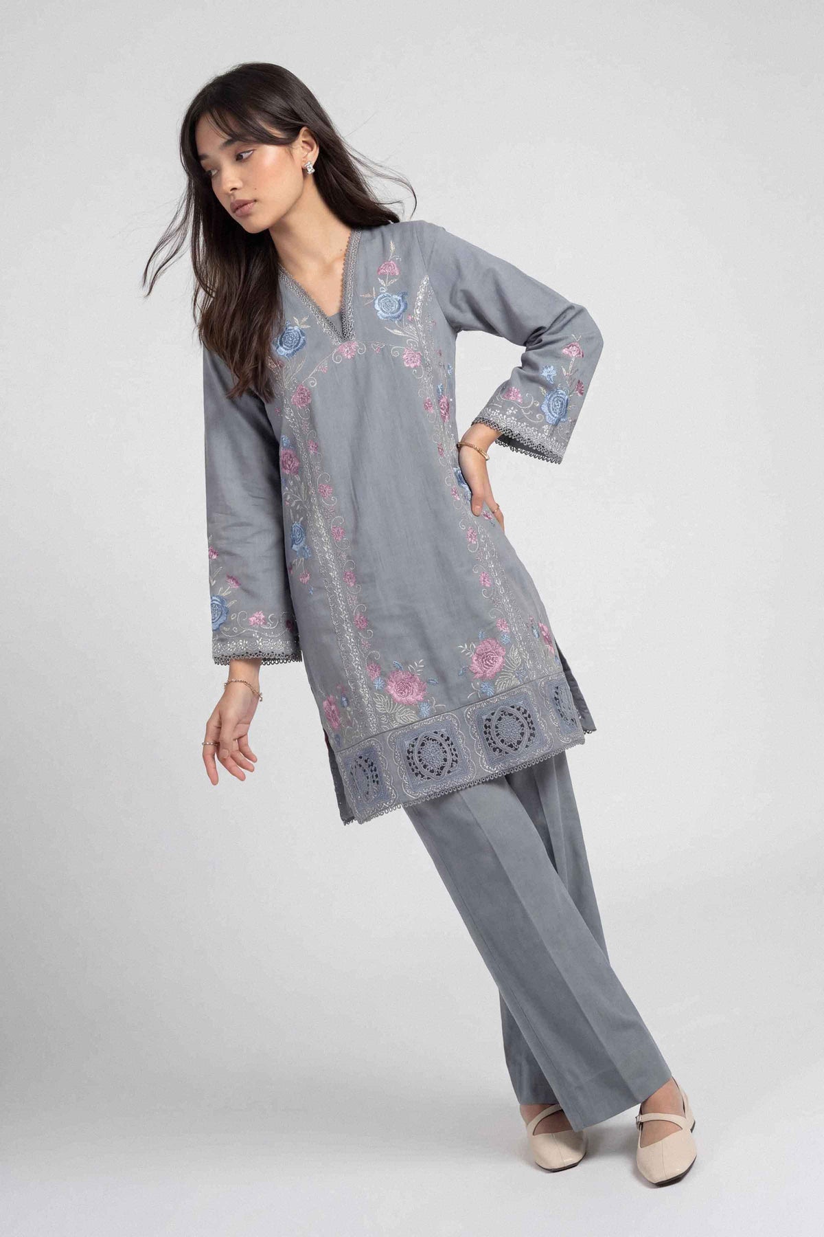 2 Piece - Embroidered Suit - U2STE-NISHA26WV1-81