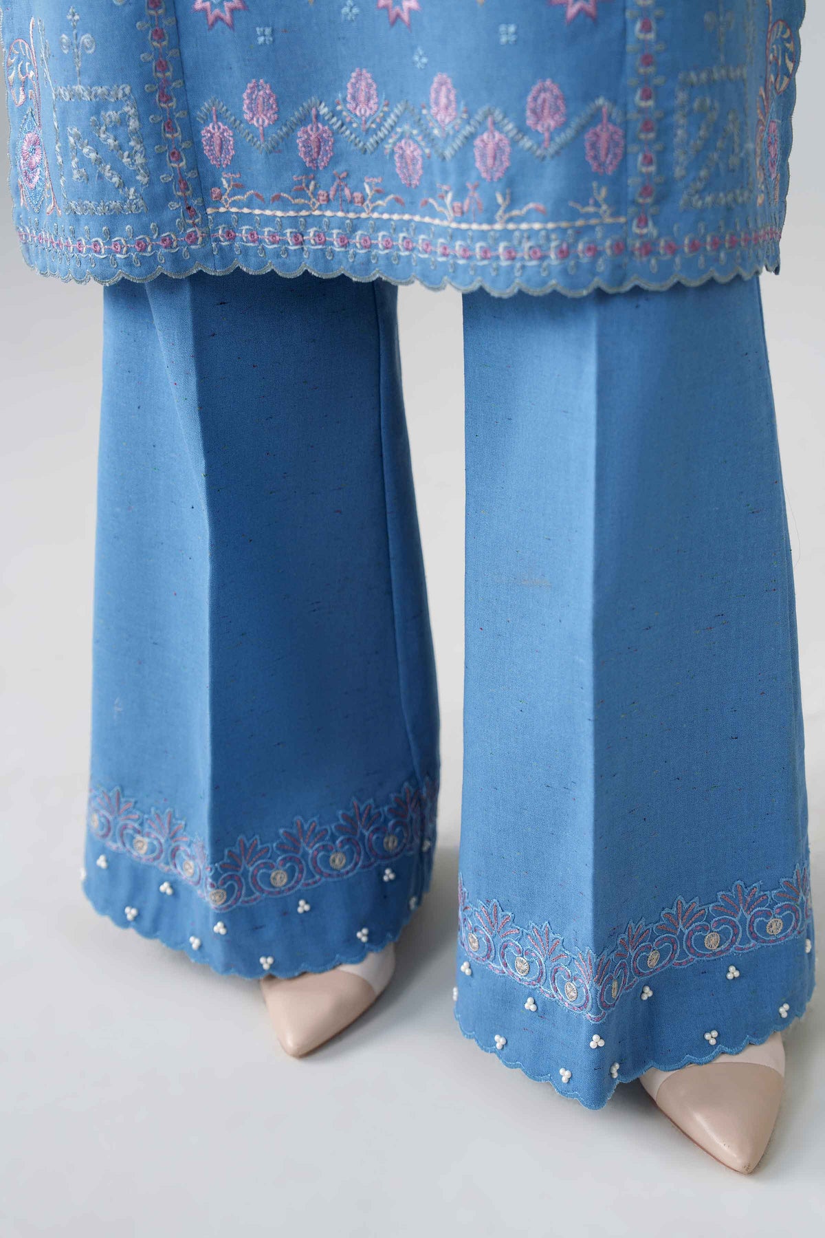 Blue 2-Piece Embroidered Suit in Multi Neps unstitched