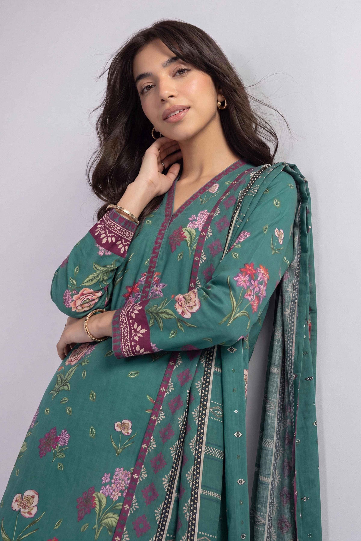 Green 3-Piece Printed Suit in Linen unstitched