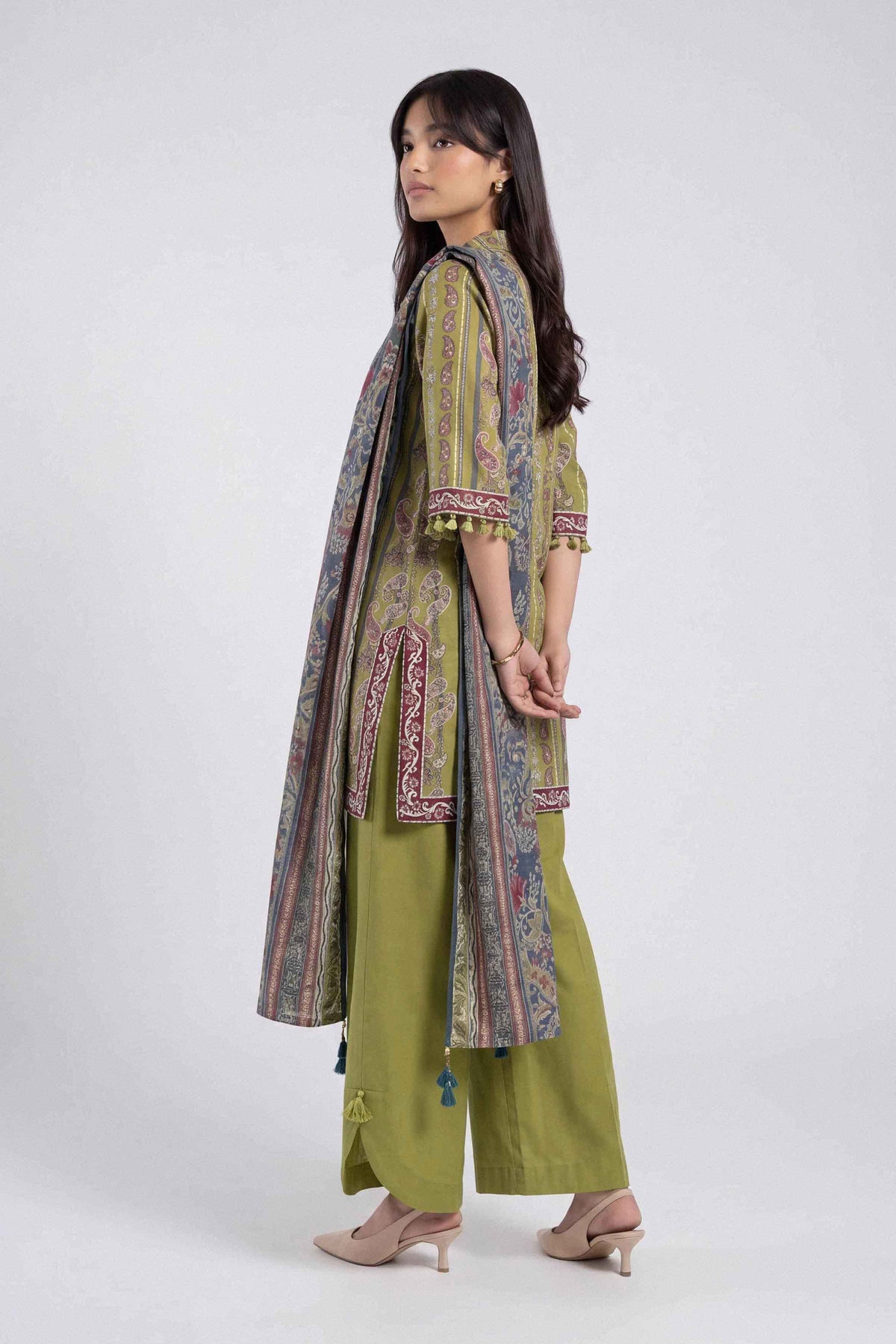 Green 3-Piece Printed Suit in Khaddar unstitched