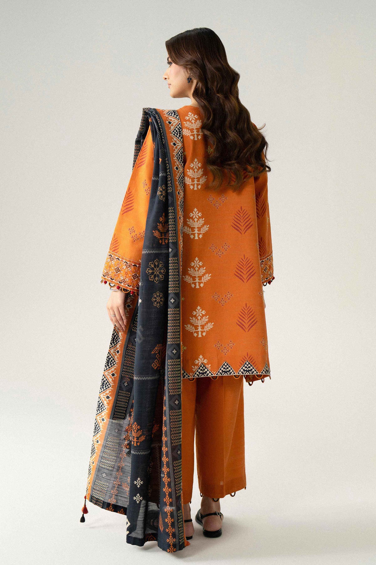 3 Piece - Printed Embroidered Suit - U3PE-NISHA26WV1-18