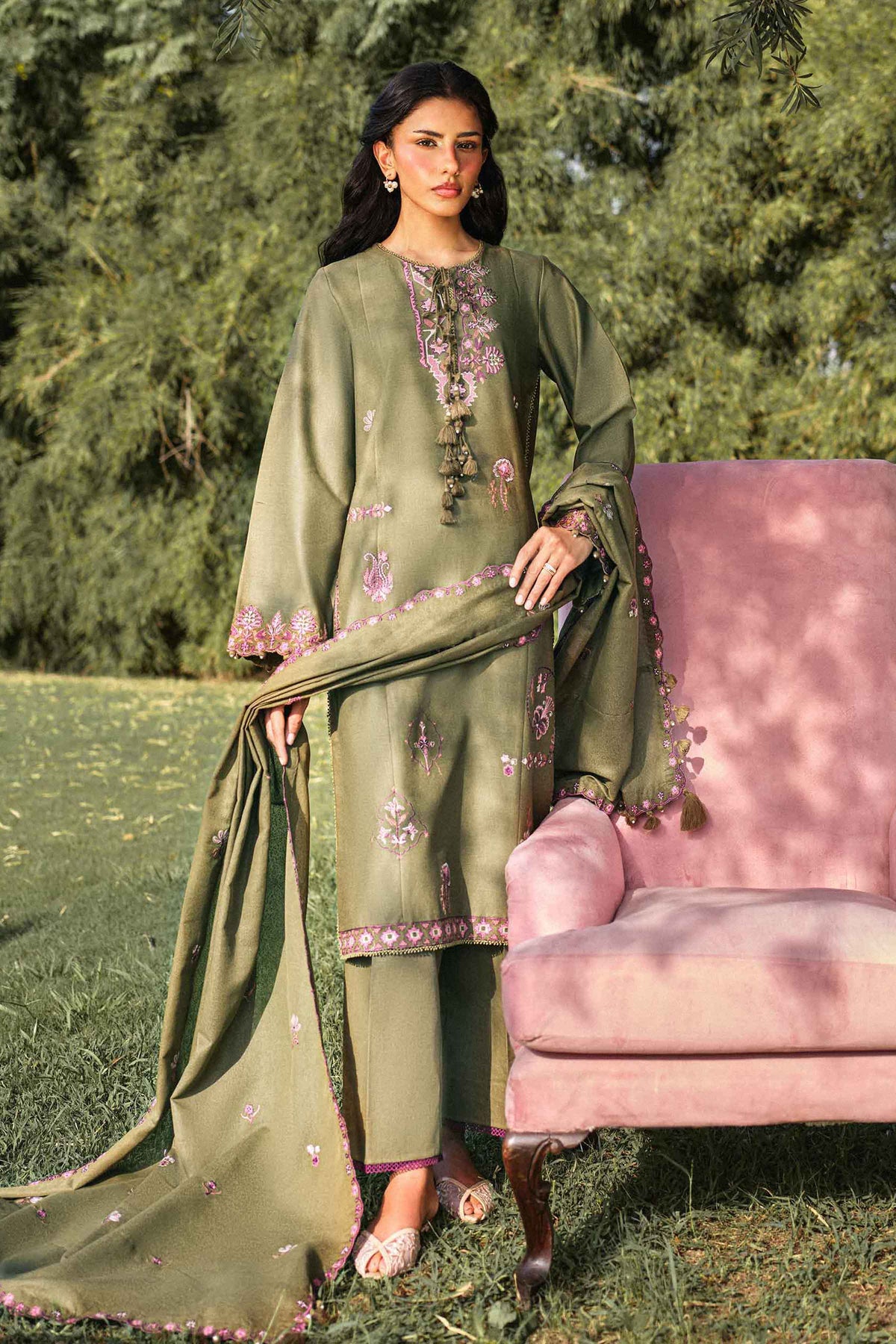 3 Piece - Embroidered Suit - U3PE-NISHA26WV1-53 for, - Unstitched Collection | Nishat | Shop Online