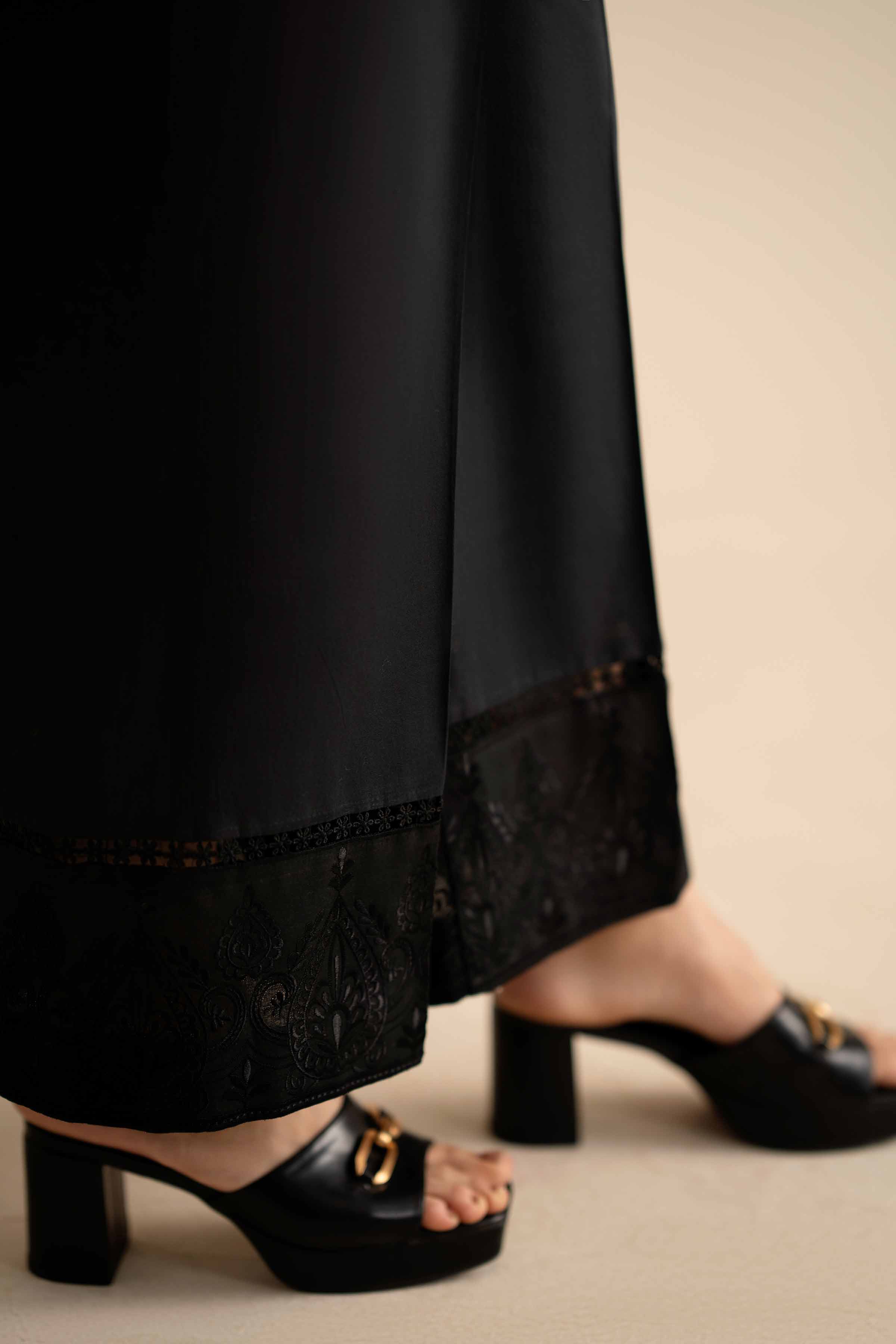 NISHATUAE - Black Embroidered Cambric Ready to wear Trousers