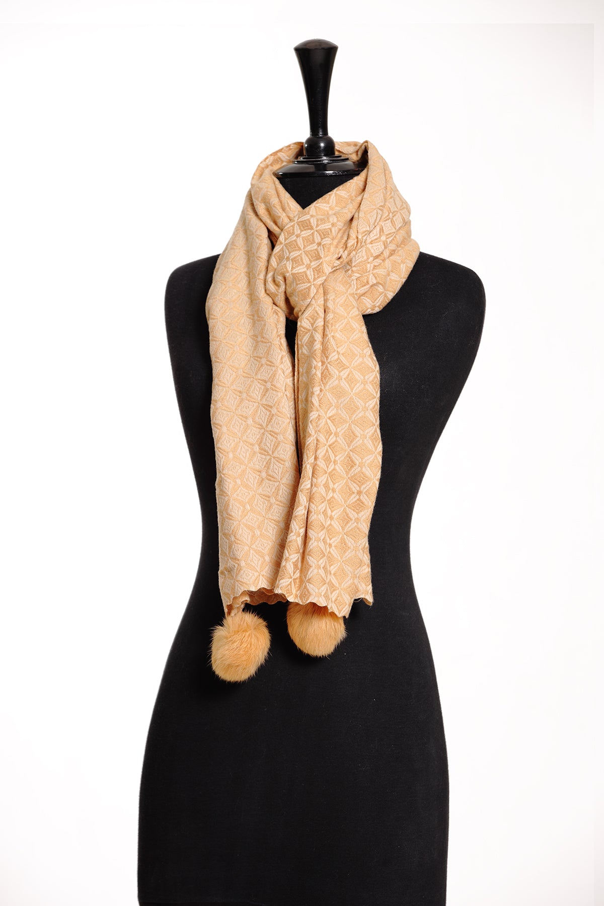 428722129-Women Shawl-W22