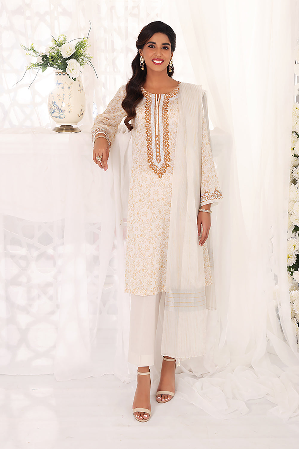 42201671-Printed Embroidered 3PC