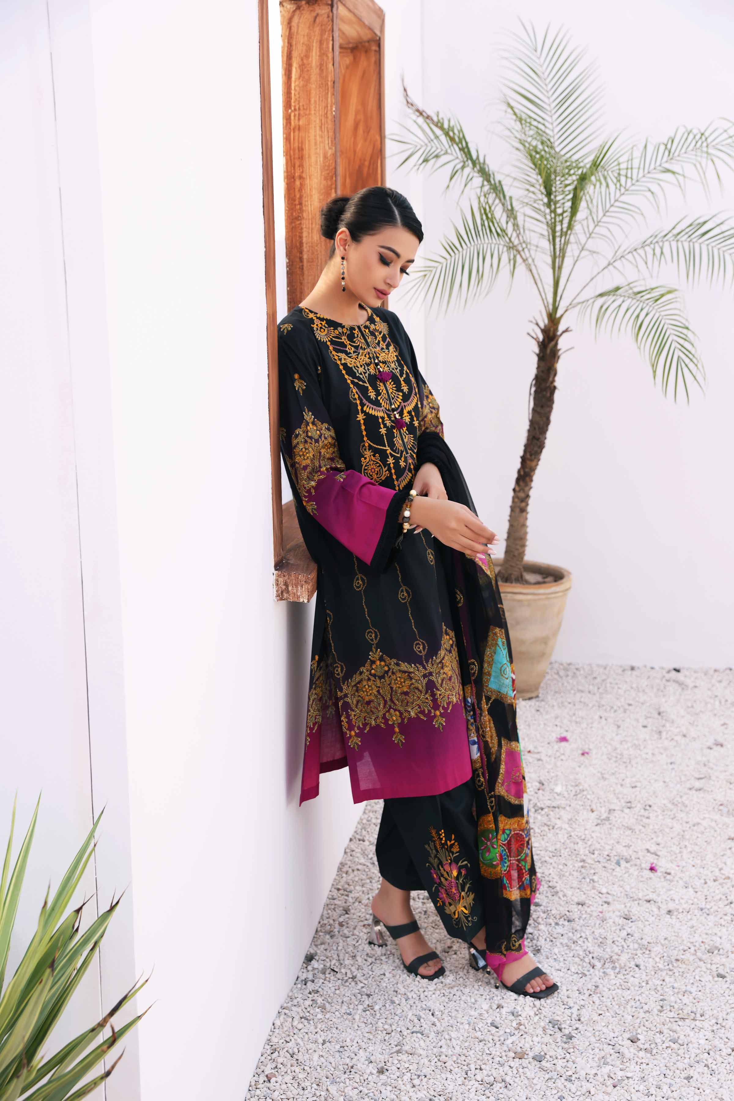 3 Piece - Printed Embroidered Suit – 42301146
